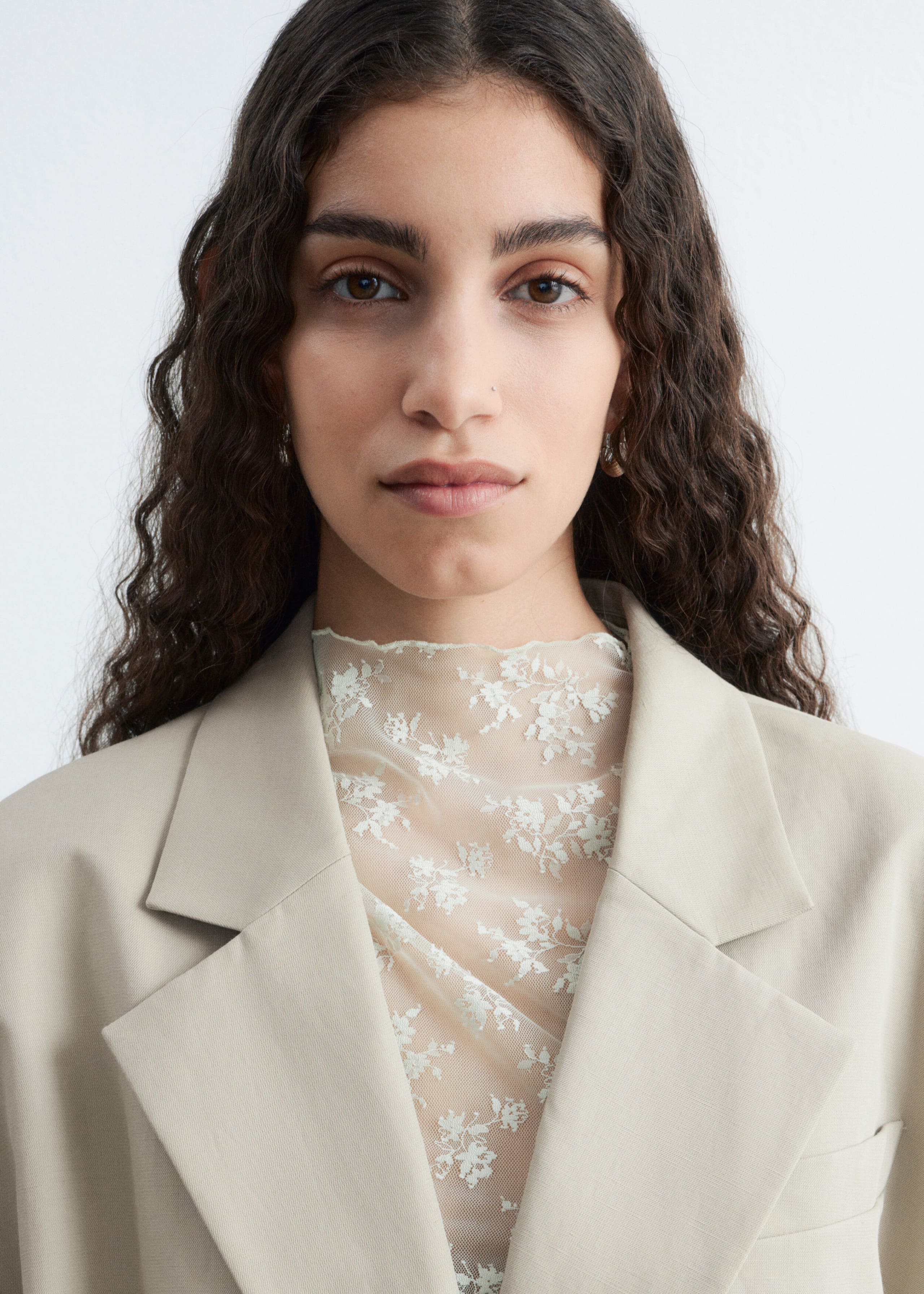 Image of Americana recortada de lana y lino