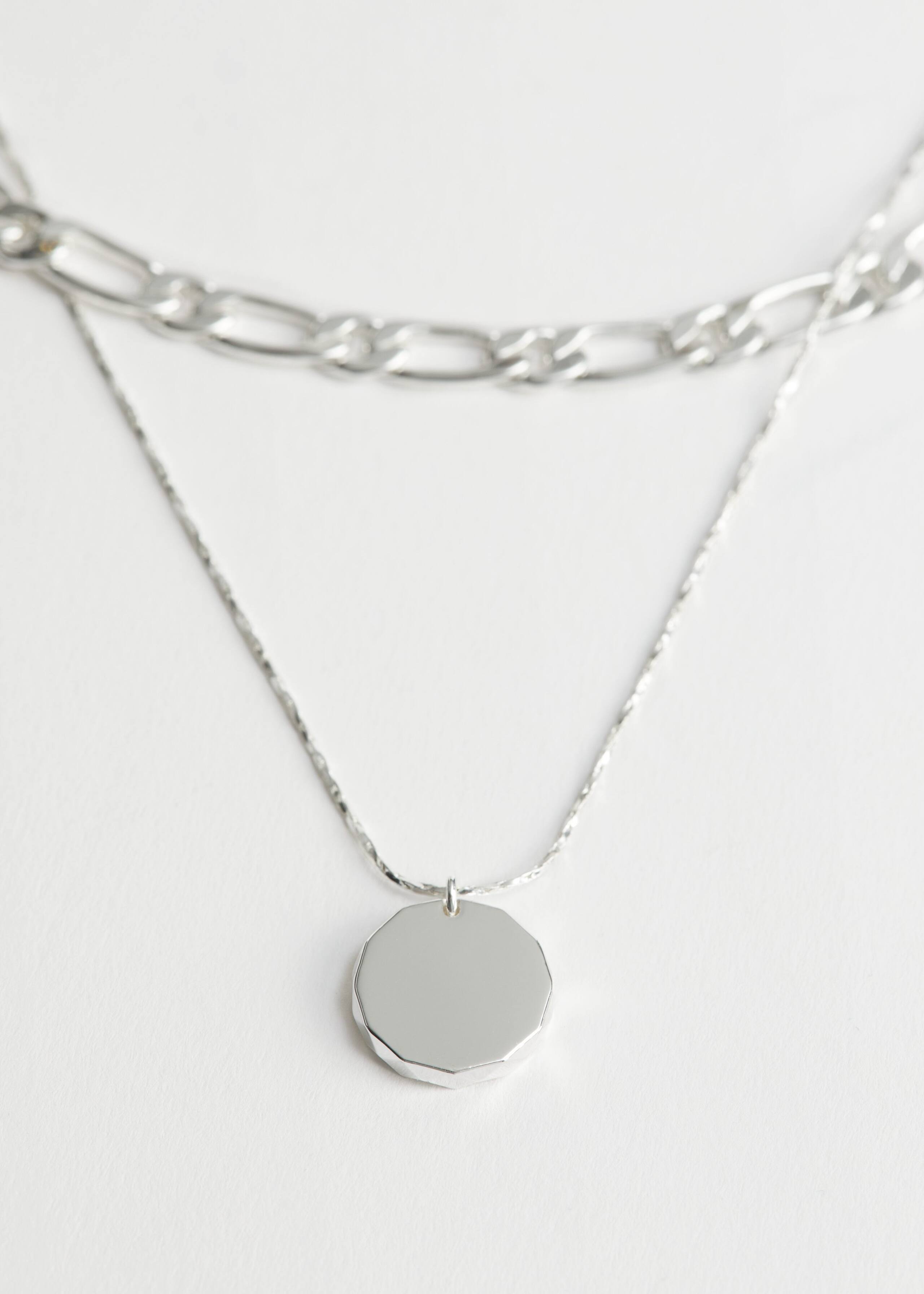 Pendant Multi Chain Necklace - {{variantName}} - Descriptive Detail
