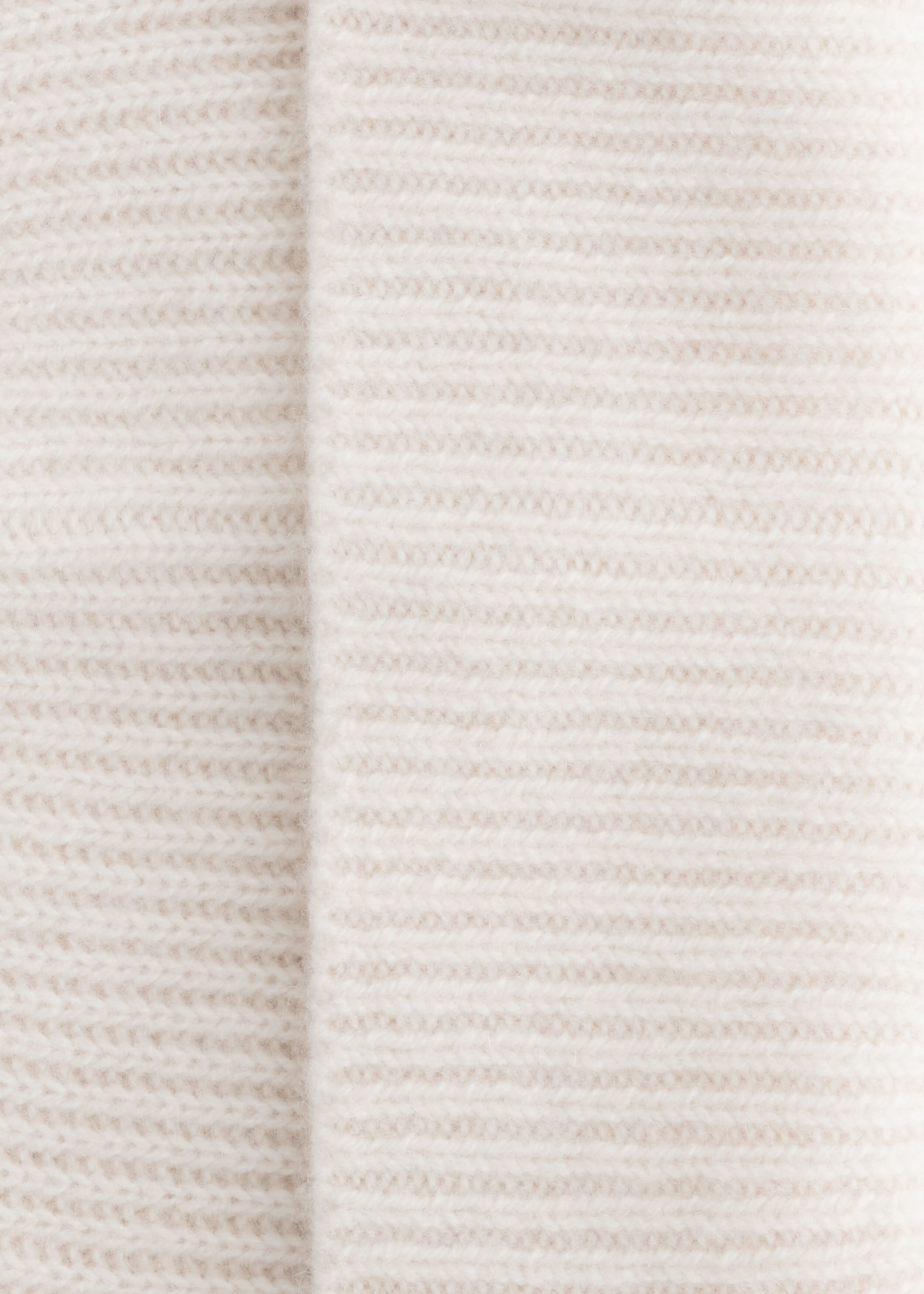 Cashmere Beanie - White - Still Life