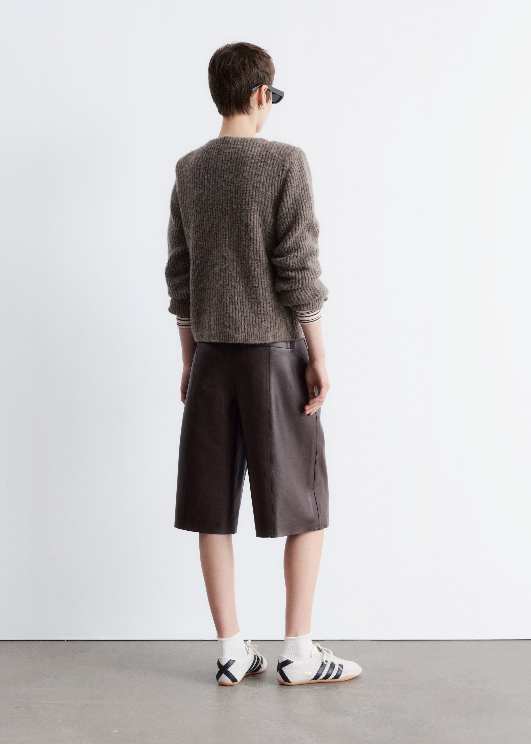 Agrandir l'image: Cardigan en maille côtelée - Taupe - FEMME | H&M FR 5