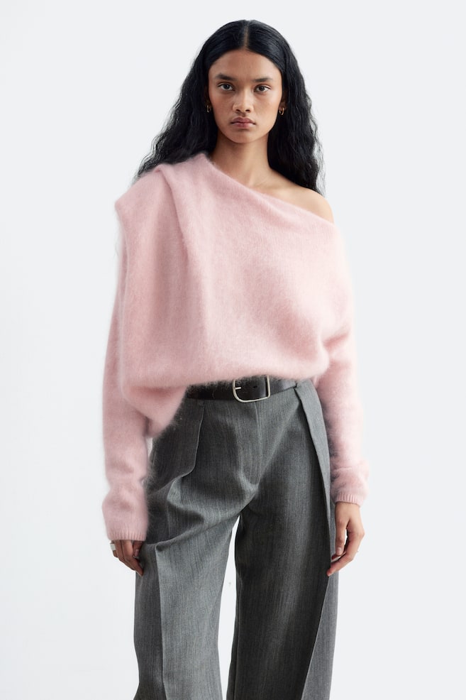 Pull en laine mérinos à encolure drapée - Rose/Noir - 1