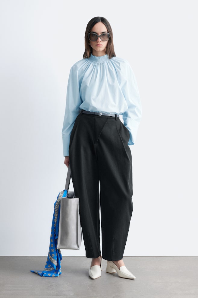 Blouse à col montant froncé - Bleu clair - 1