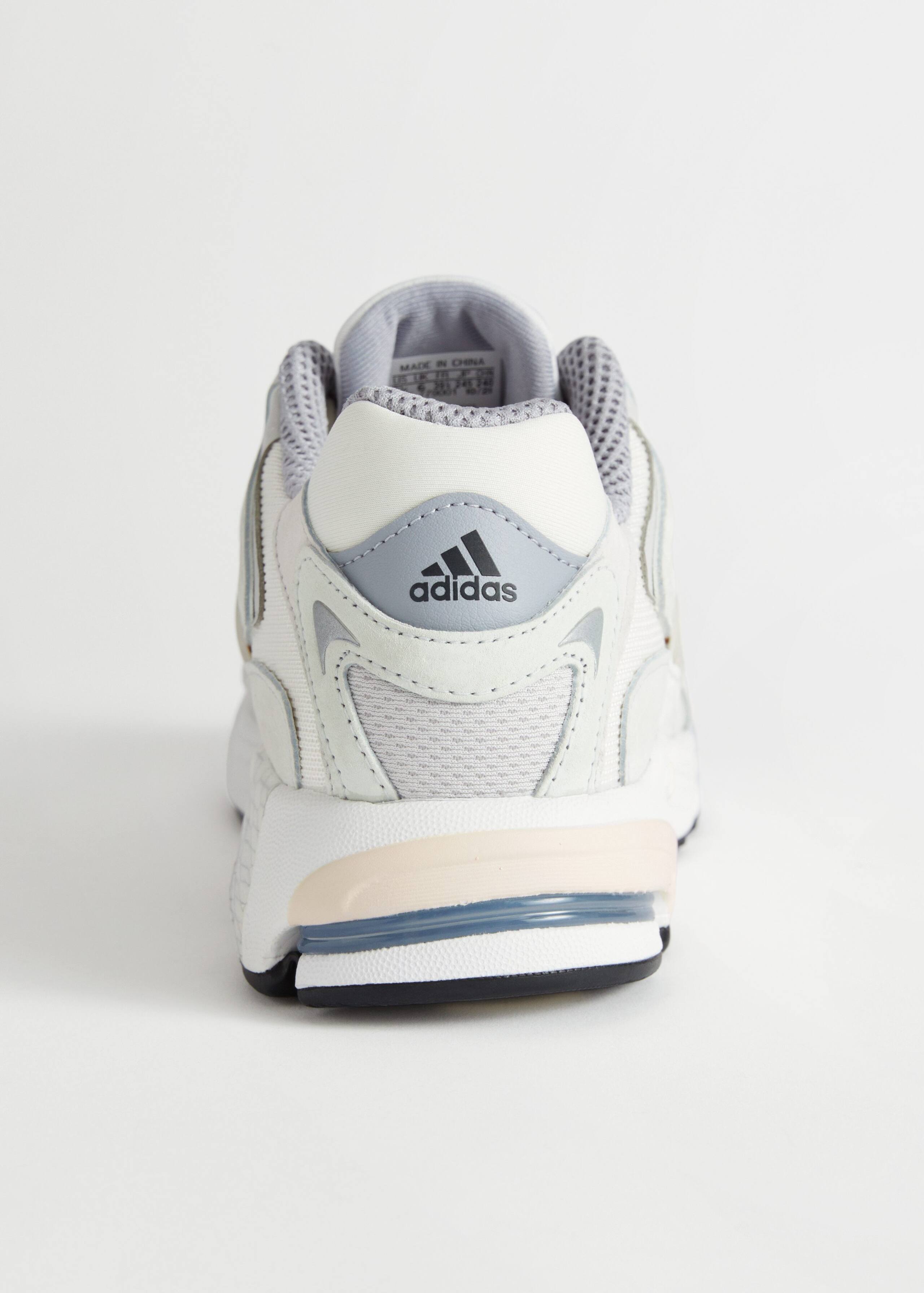 adidas Originals Response CL - Light beige - Still Life