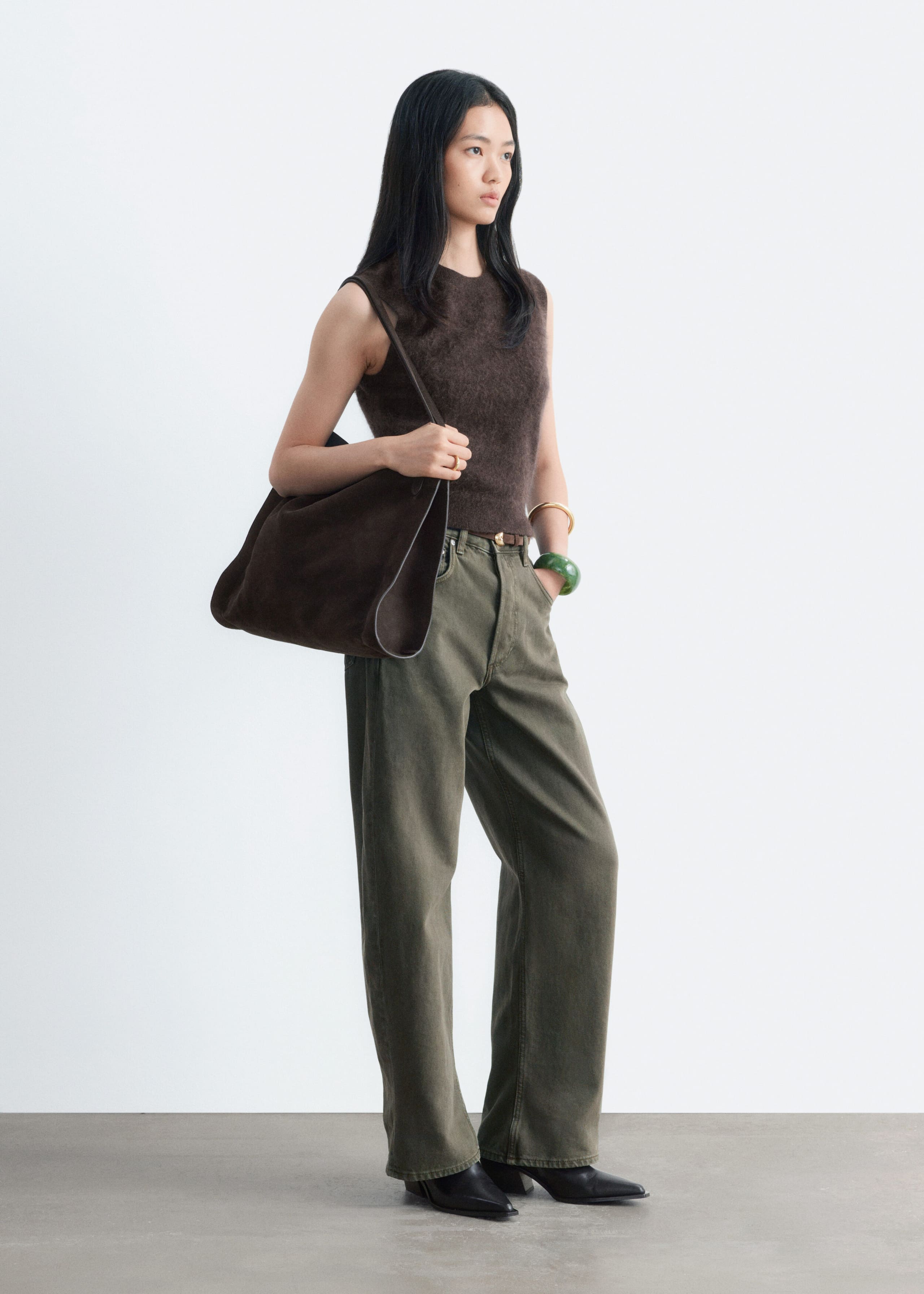 Brushed Cashmere Vest - Dark Brown - Lookbook