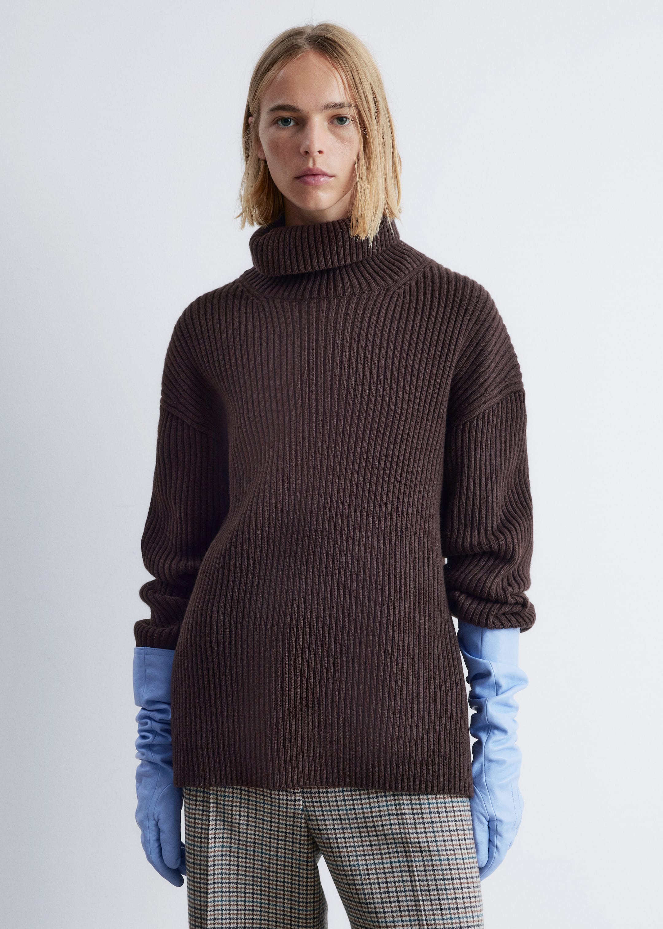 Größeres Bild anzeigen: Strickpullover aus Wolle mit Rollkragen - Braun - Ladies | H&M AT 1