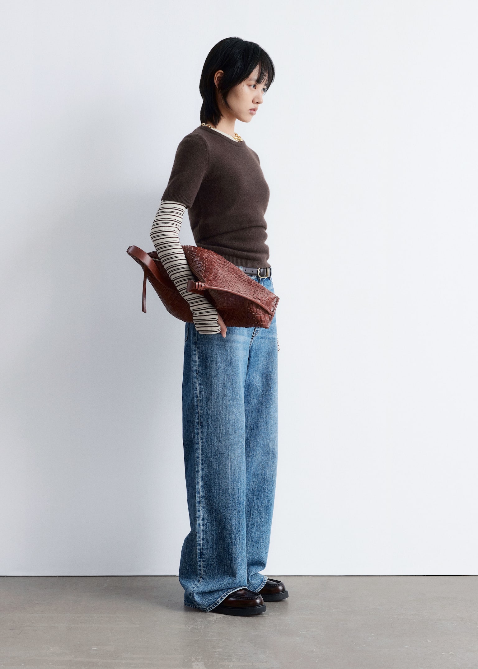 Knitted Cashmere T-shirt - חום כהה - 5