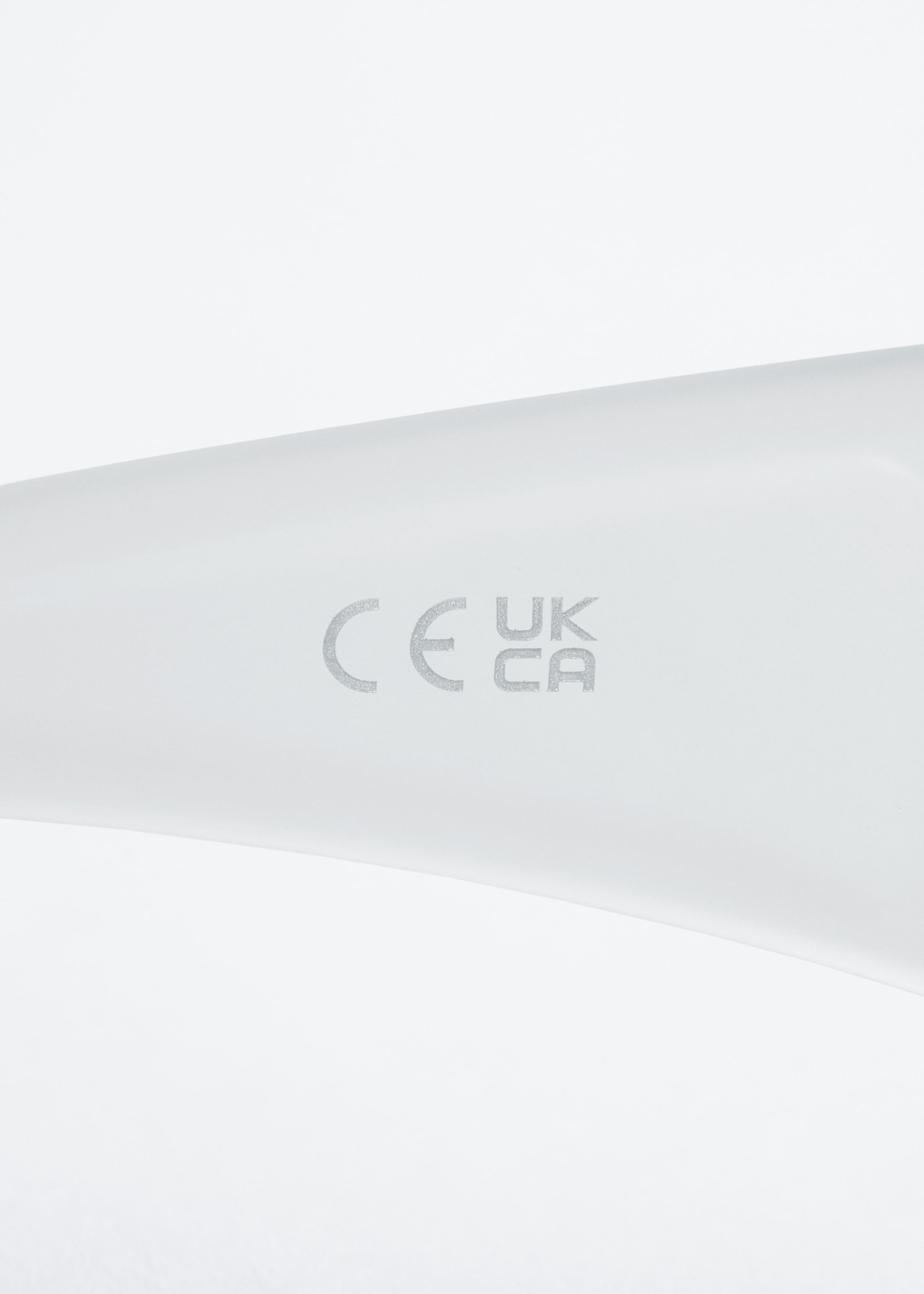 Image of Bold Oval Frame Sunglasses