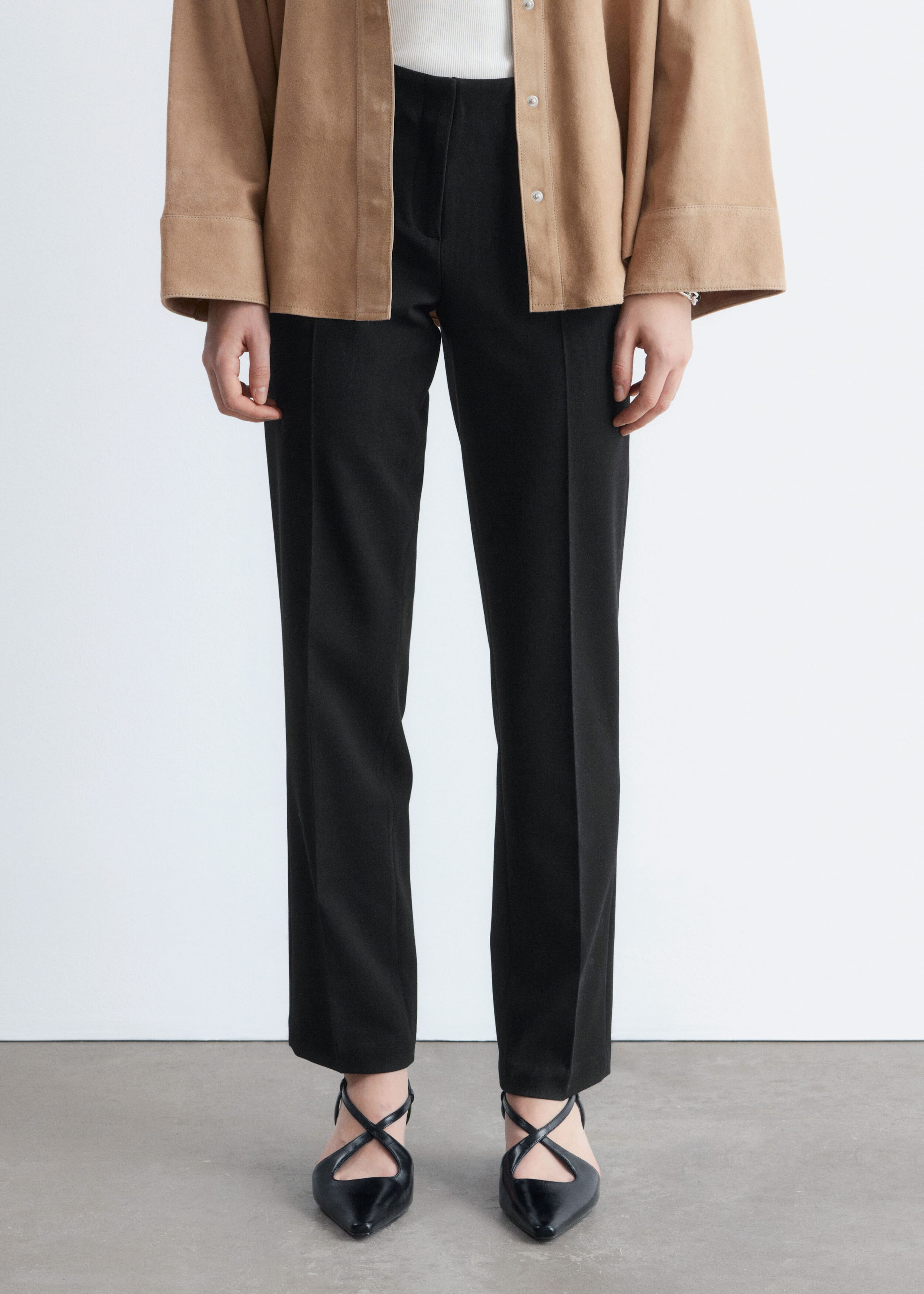 Image of Pantaloni sartoriali con pieghe pressate