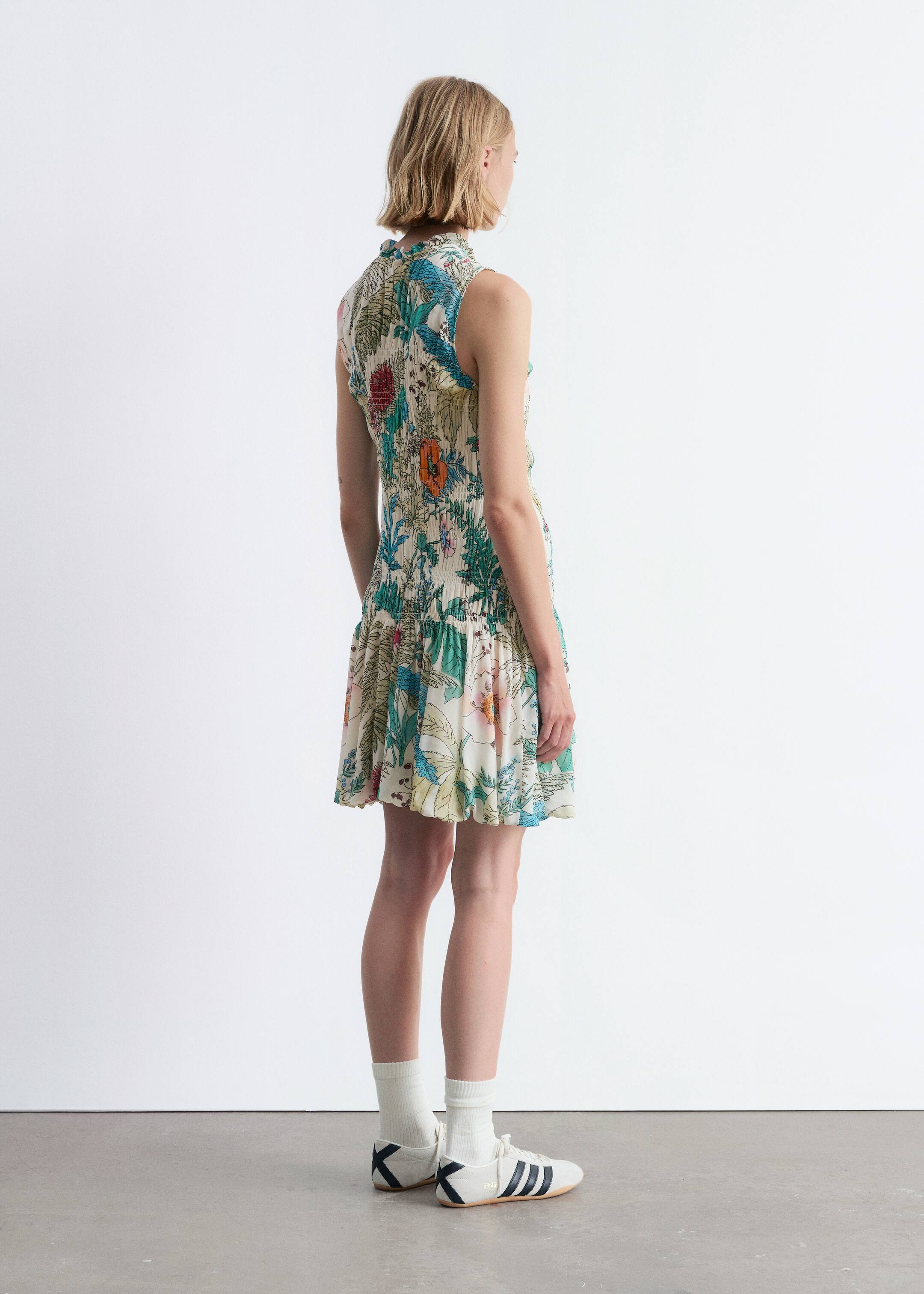 Se større billede: Smocksyet minikjole - Blomstermønster - DAME | H&M DK 5