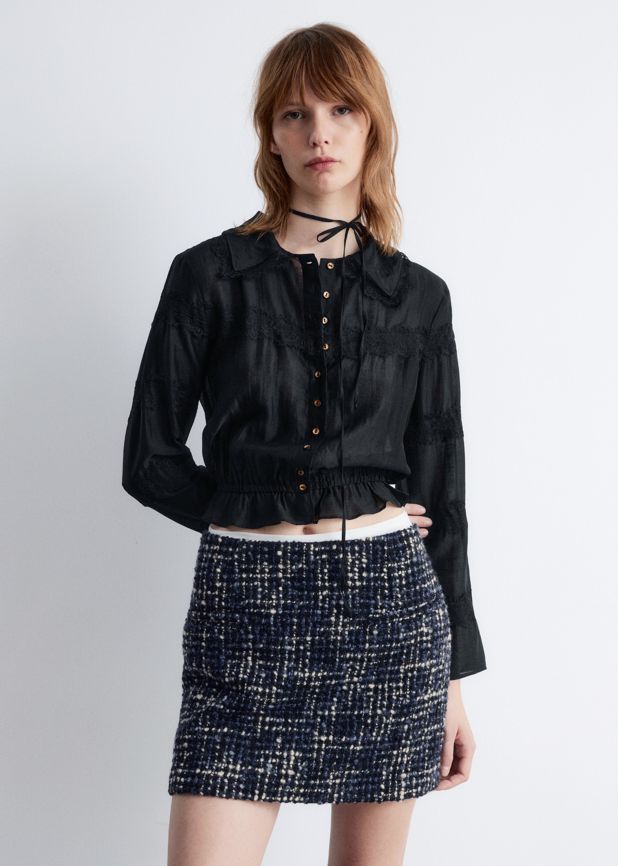Visa större bild: Långärmad spetsblus - Svart - DAM | H&M SE 1