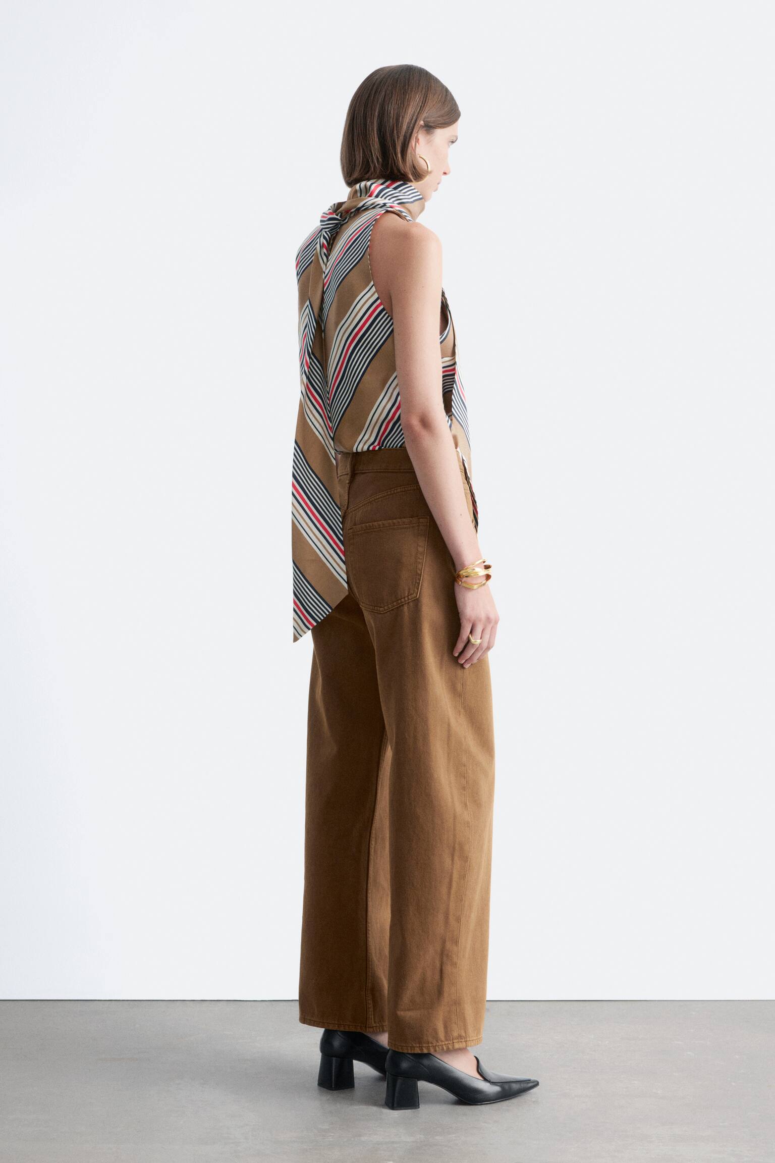 Jeans barrel - Marrone ruggine/Bianco/Blu scuro/Blu medio/Azzurro/Kaki chiaro/Nero - 4