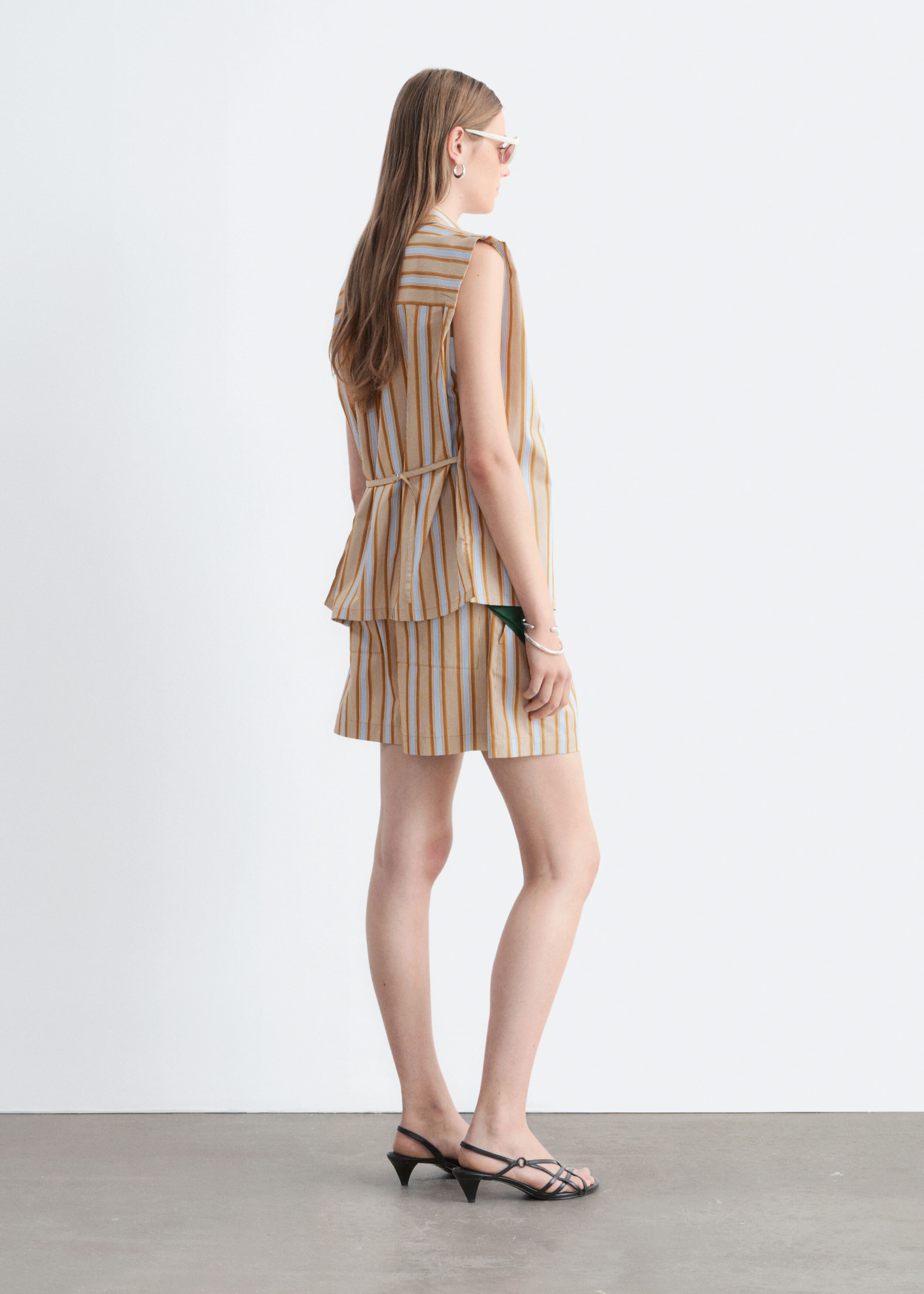 Pima Cotton Sleeveless Shirt - Brown/Light Blue - Lookbook
