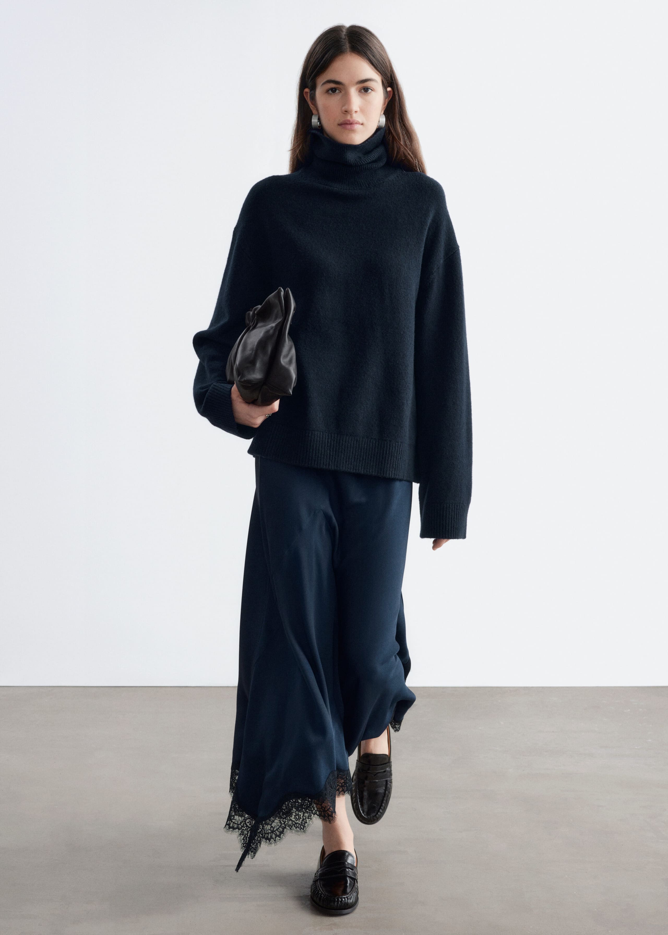 Wool-Cotton Turtleneck Jumper - Dark Blue - Lookbook