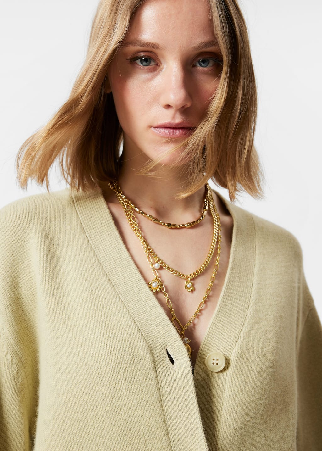 Ozdobny warstwowy naszyjnik – Złoty – Lookbook