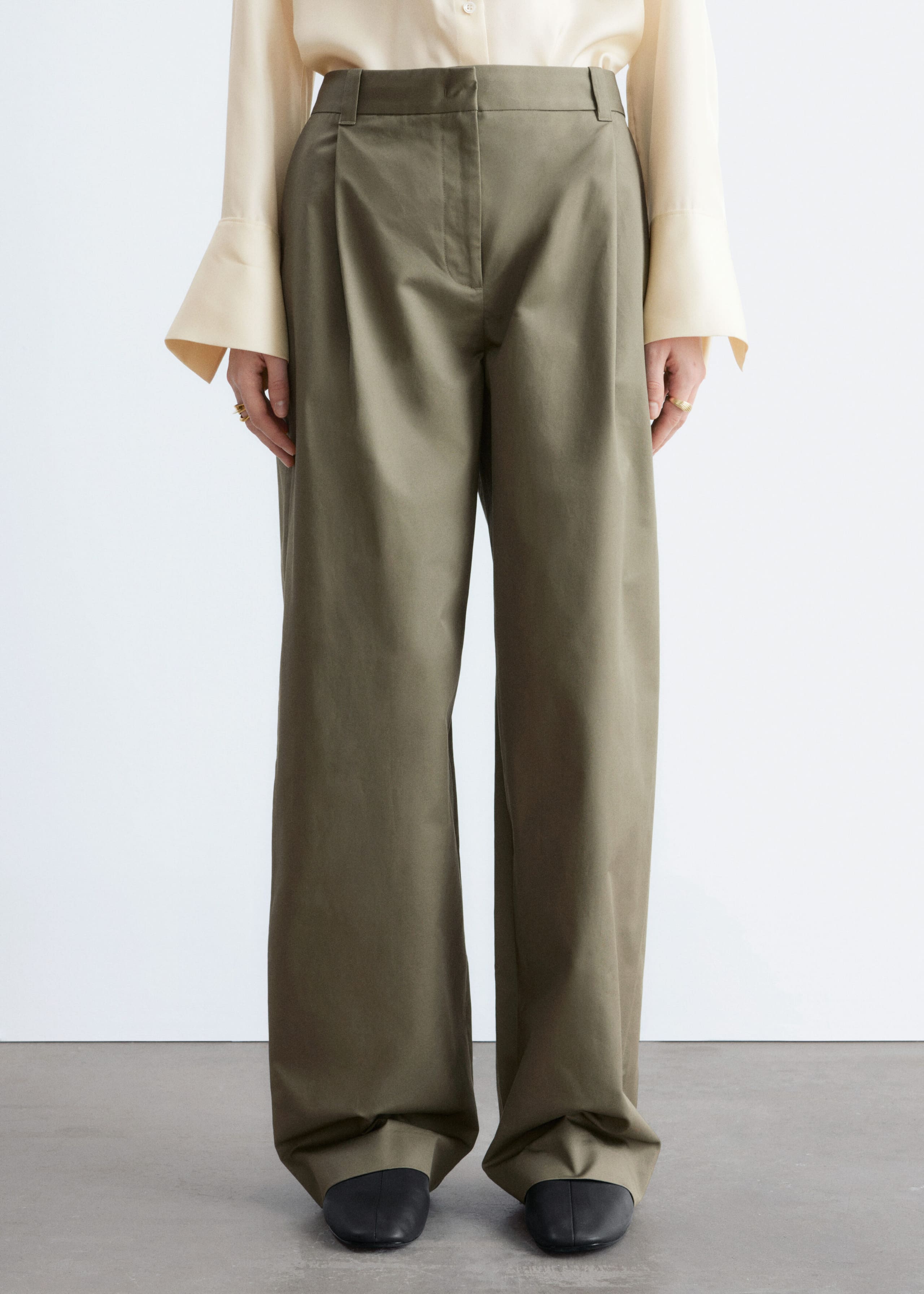 Image of Plisowane bawełniane spodnie