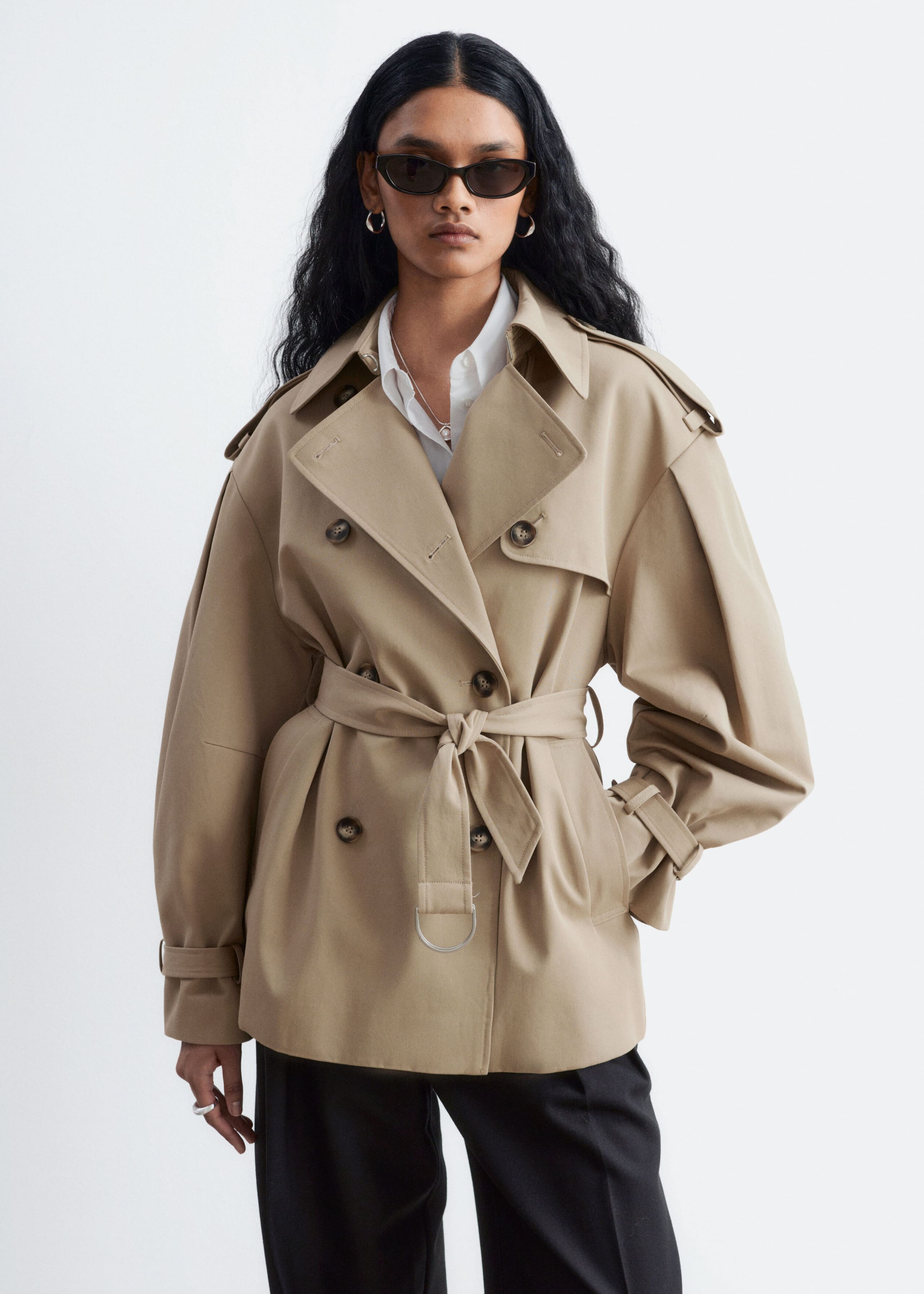 Kurzer Trenchcoat - Beige - Lookbook