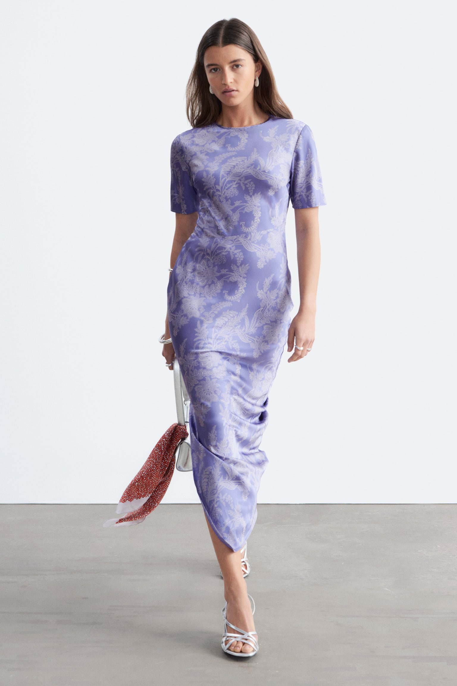 Maxi abito in viscosa con motivo cashmere-Viola/Motivo cashmere - 1