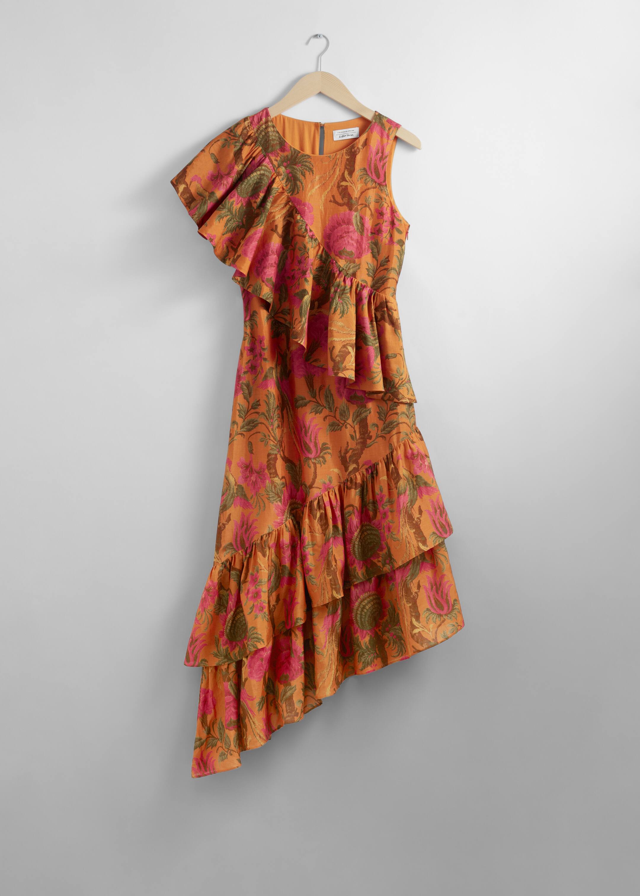 הצגת תמונה גדולה יותר: Cascading Ruffle Midi Dress - Orange Print - Ladies | H&M IL 1