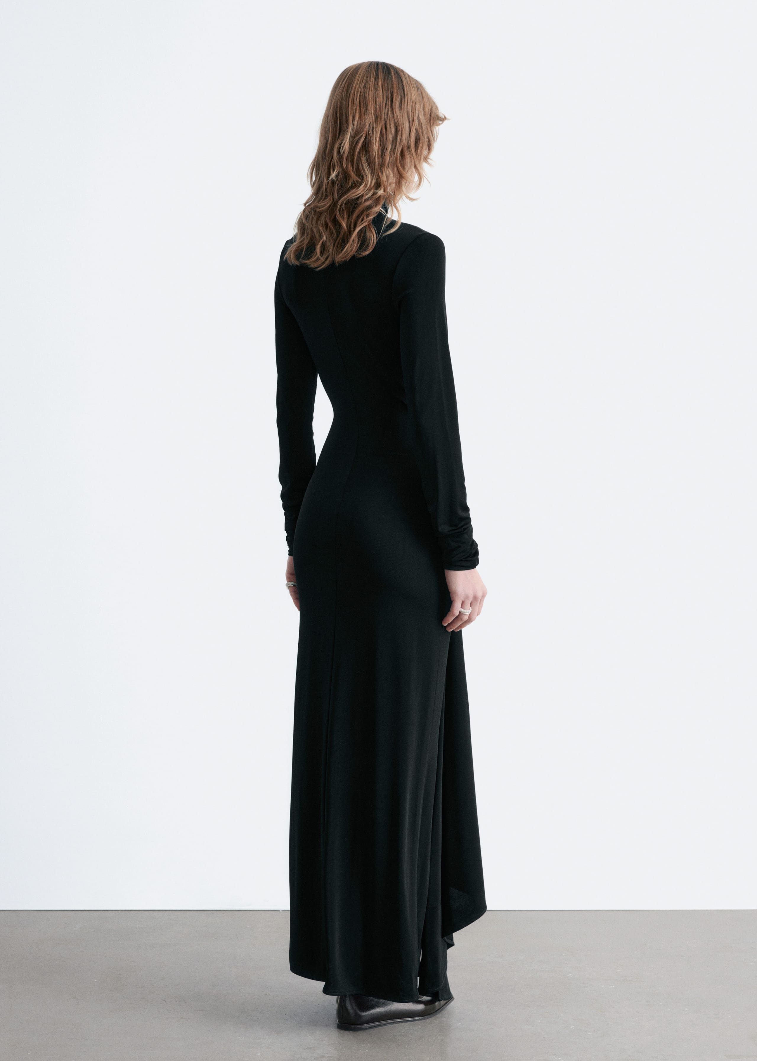 Image of Midikleid mit Rollkragen und Bindedetail