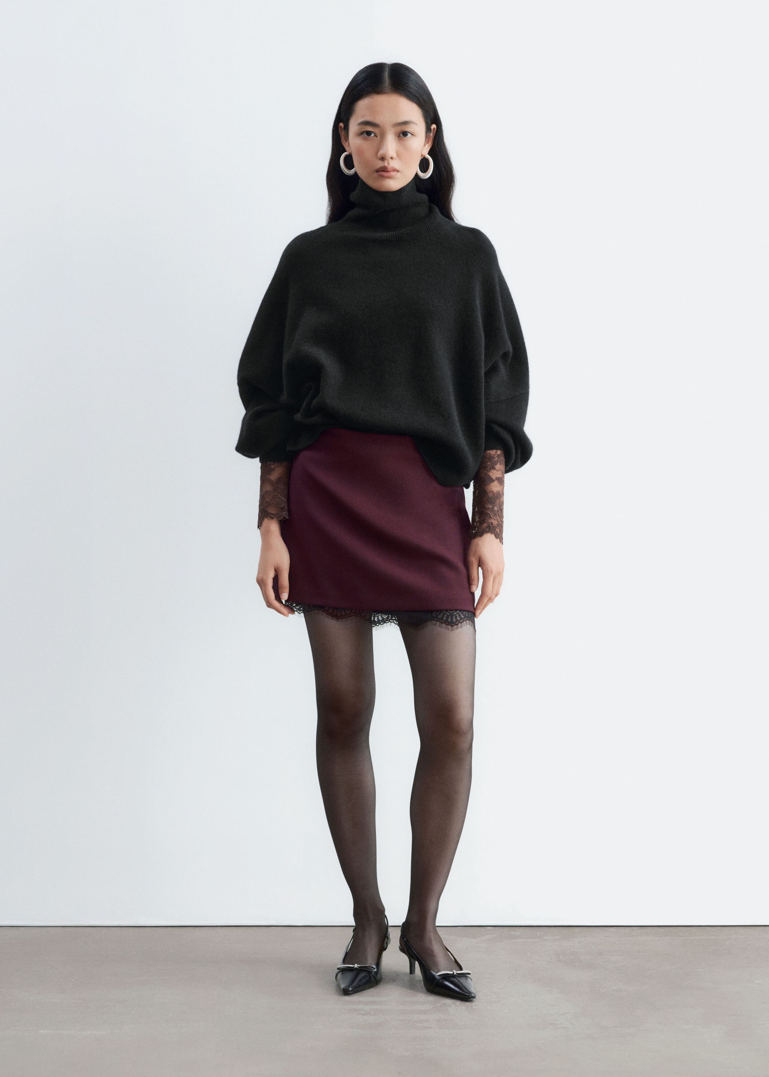 Lace-Trim Mini Skirt Dark Red