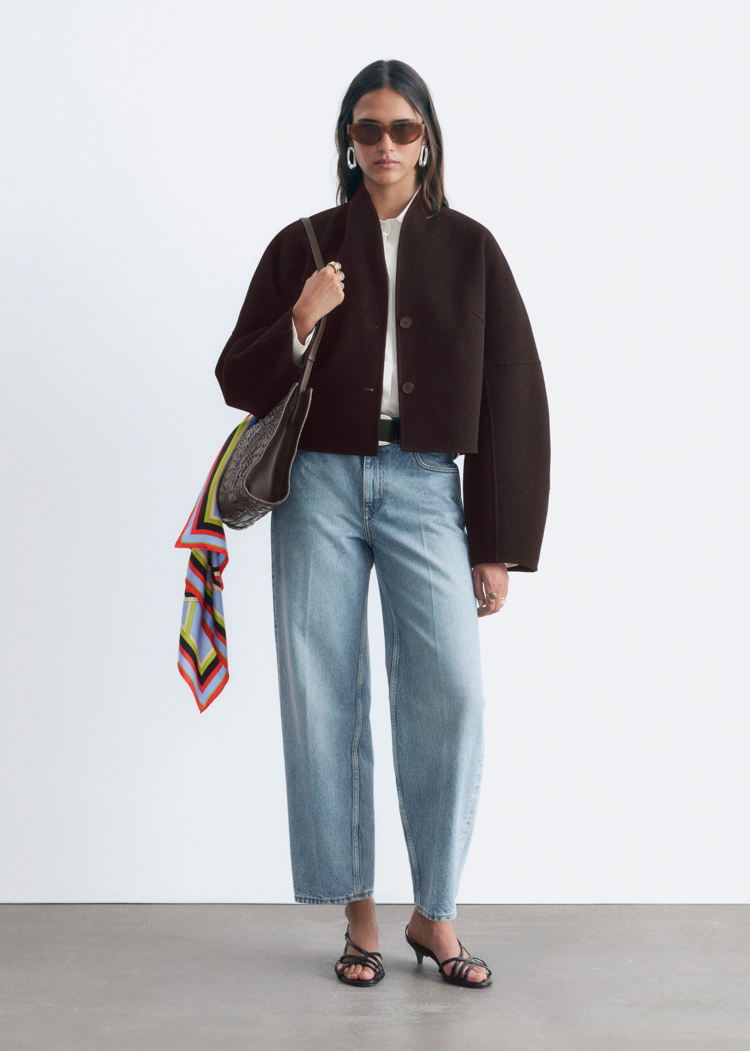 Tapered Jeans - Light Blue - Lookbook
