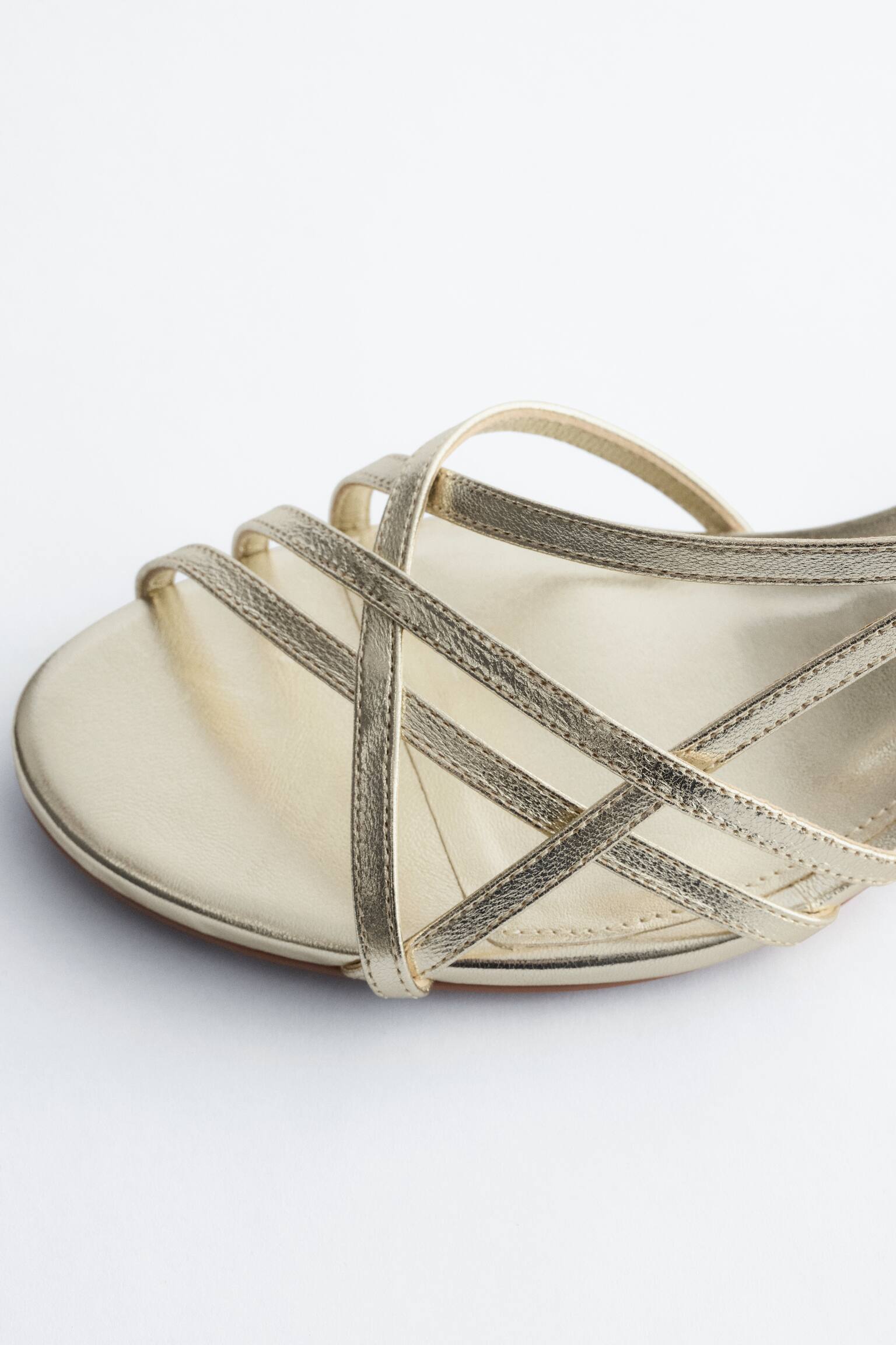 Remsandaletter i läder - Guld/Svart - 2