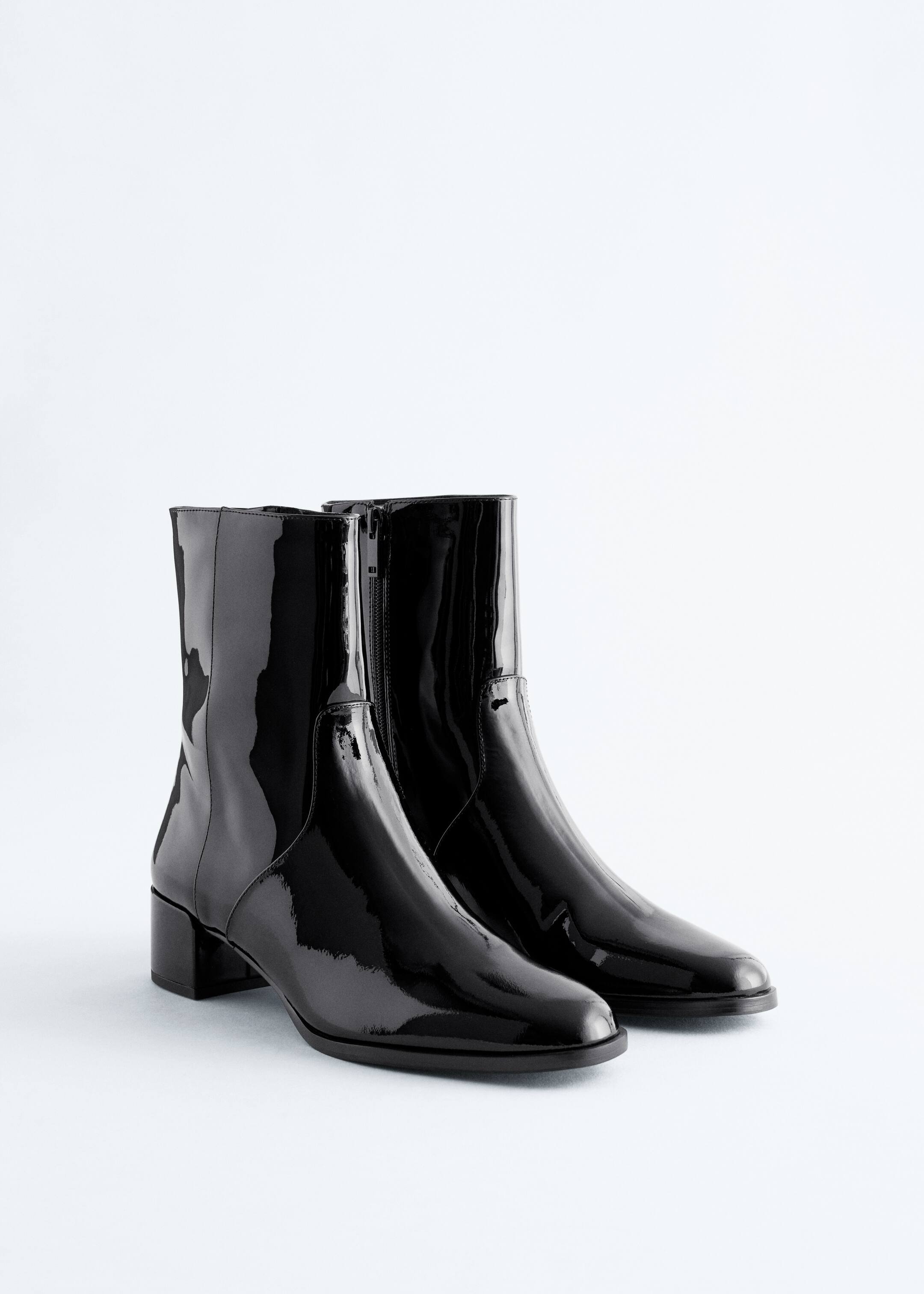 Grösseres Bild ansehen: Ankle Boots aus Glanzleder mit Absatz - Schwarz - DAMEN | H&M CH 4