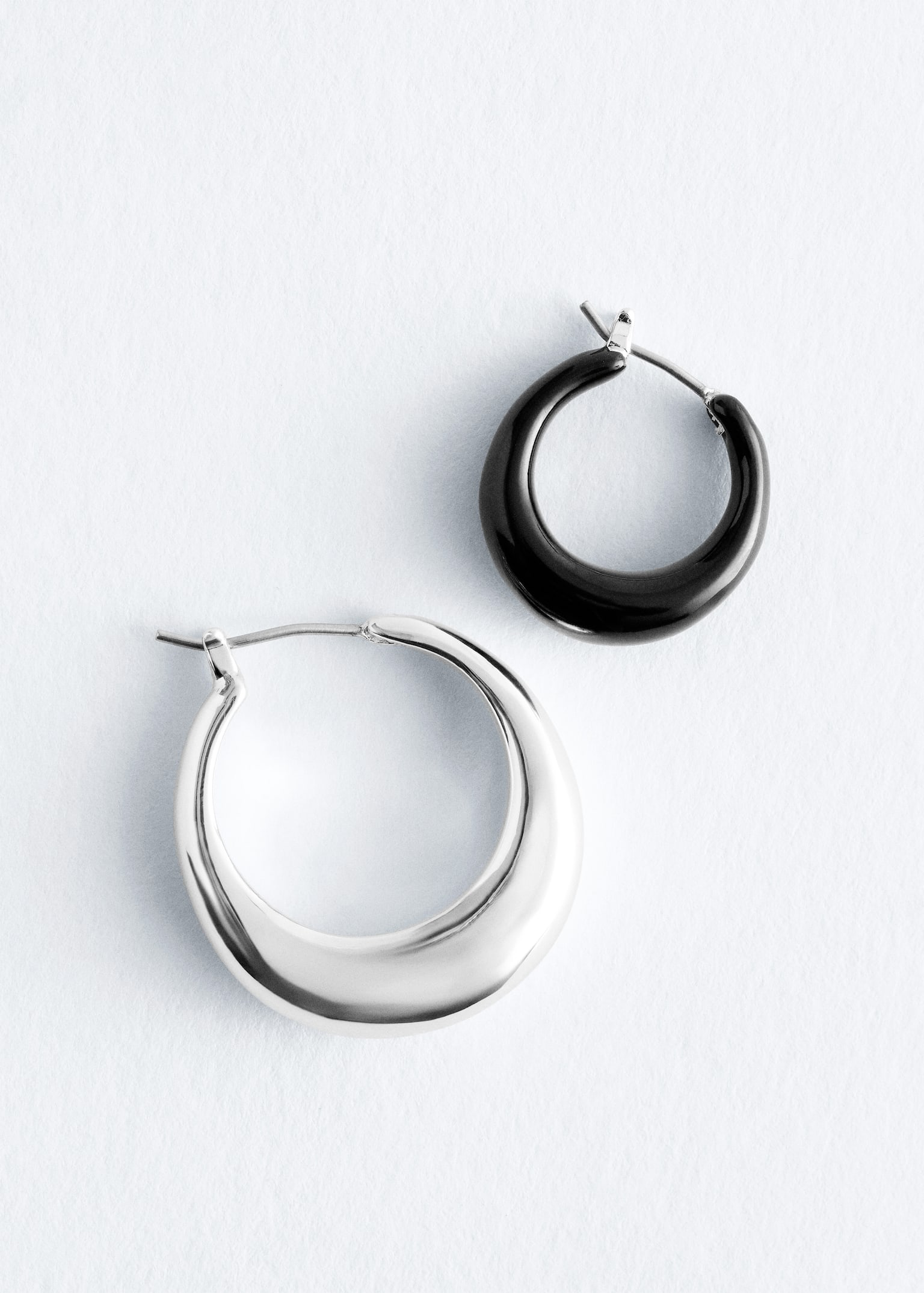 Hoop Earrings Set - Black/Silver/Burgundy/Gold