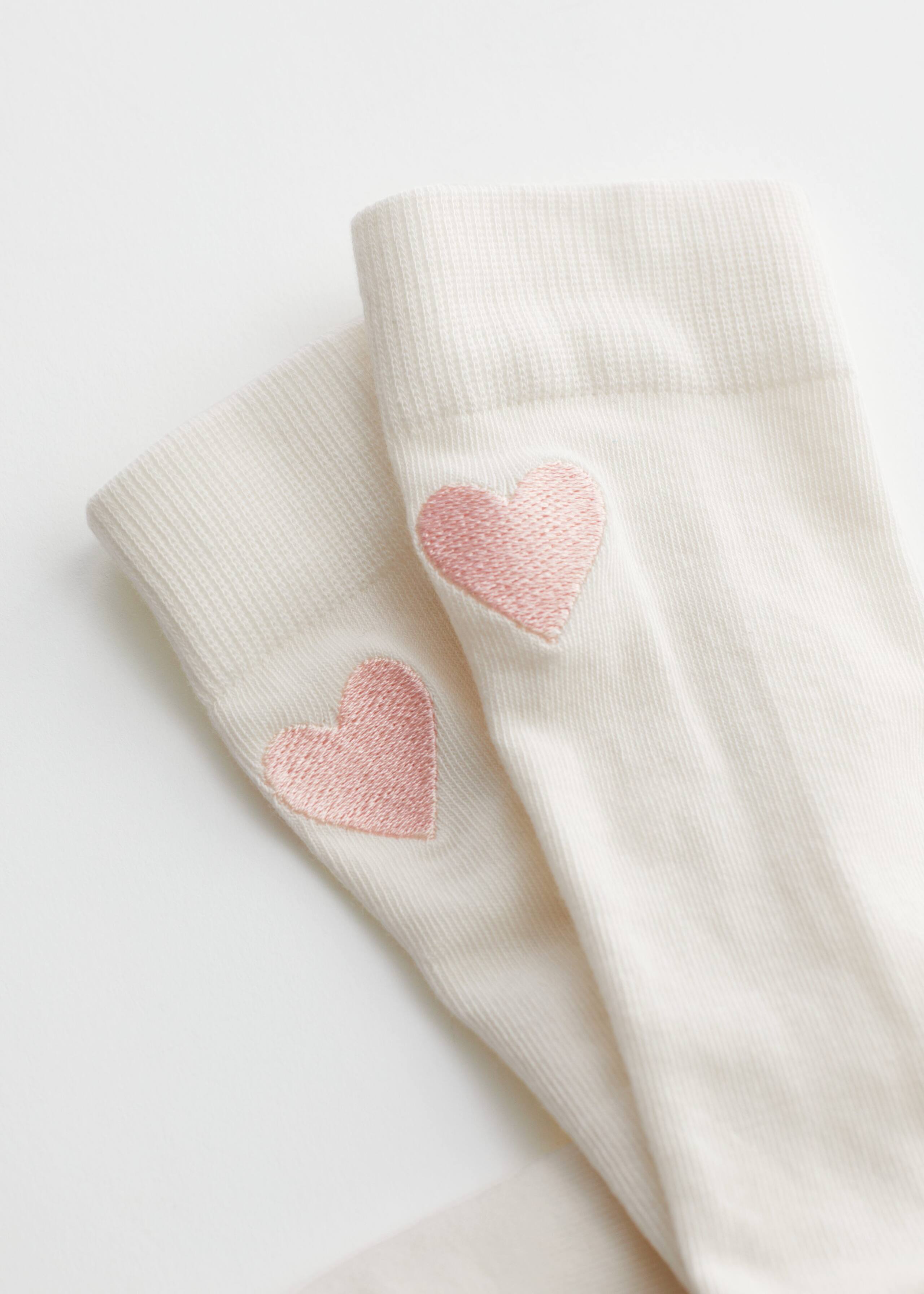 Floral Embroidery Socks - {{variantName}} - Descriptive Detail