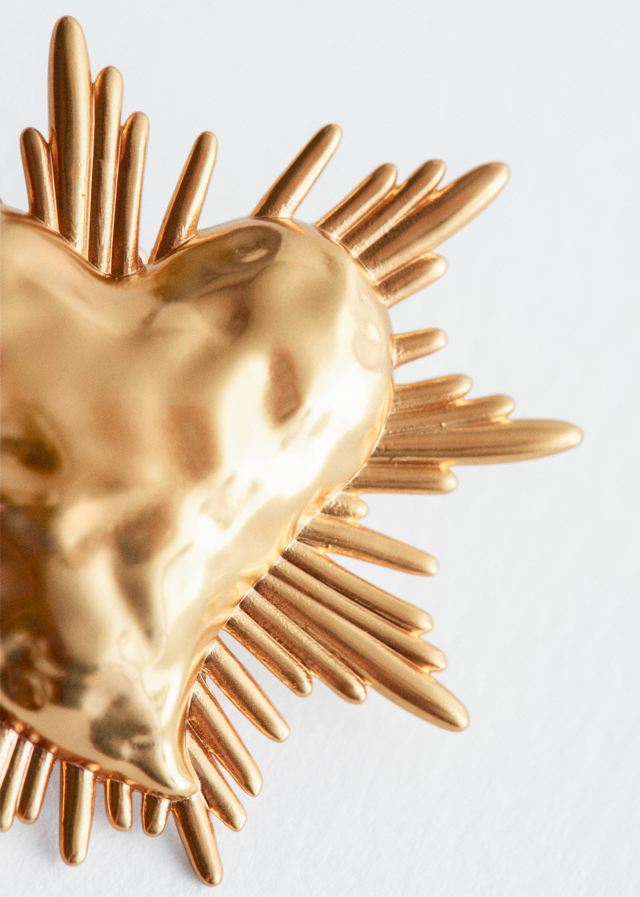 Visa större bild: Chunky hjärtörhängen - Guld - DAM | H&M SE 3