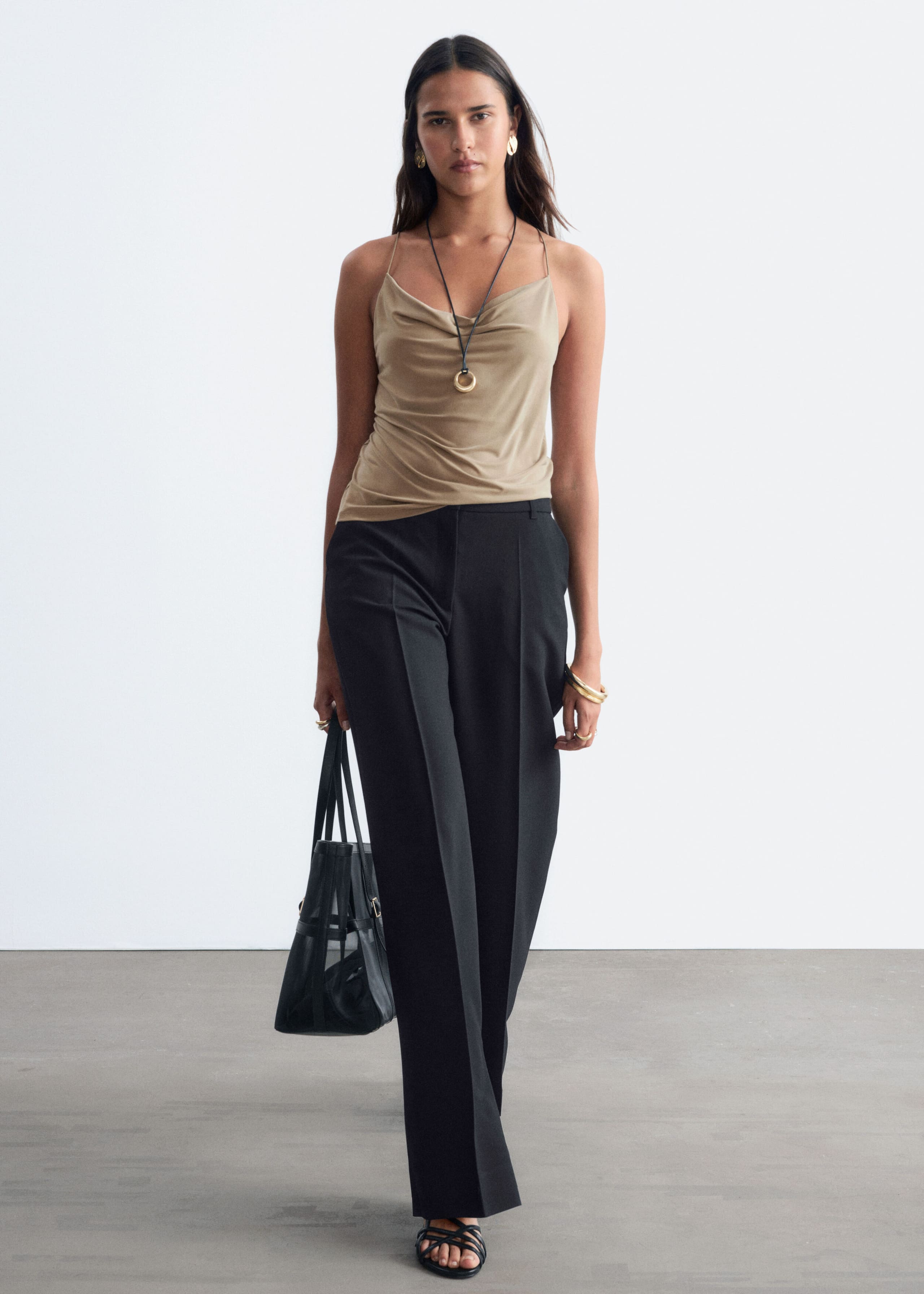 Loose-Fit Tailored Trousers - Black - Lookbook