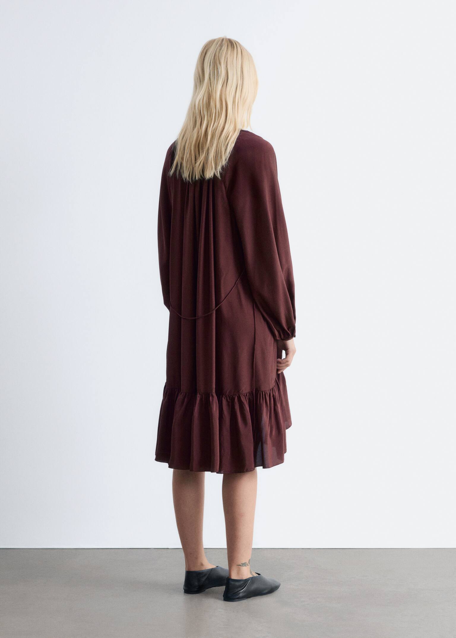 Rochie Mini cu Mâneci Balon și Volane - Roșu închis - 5