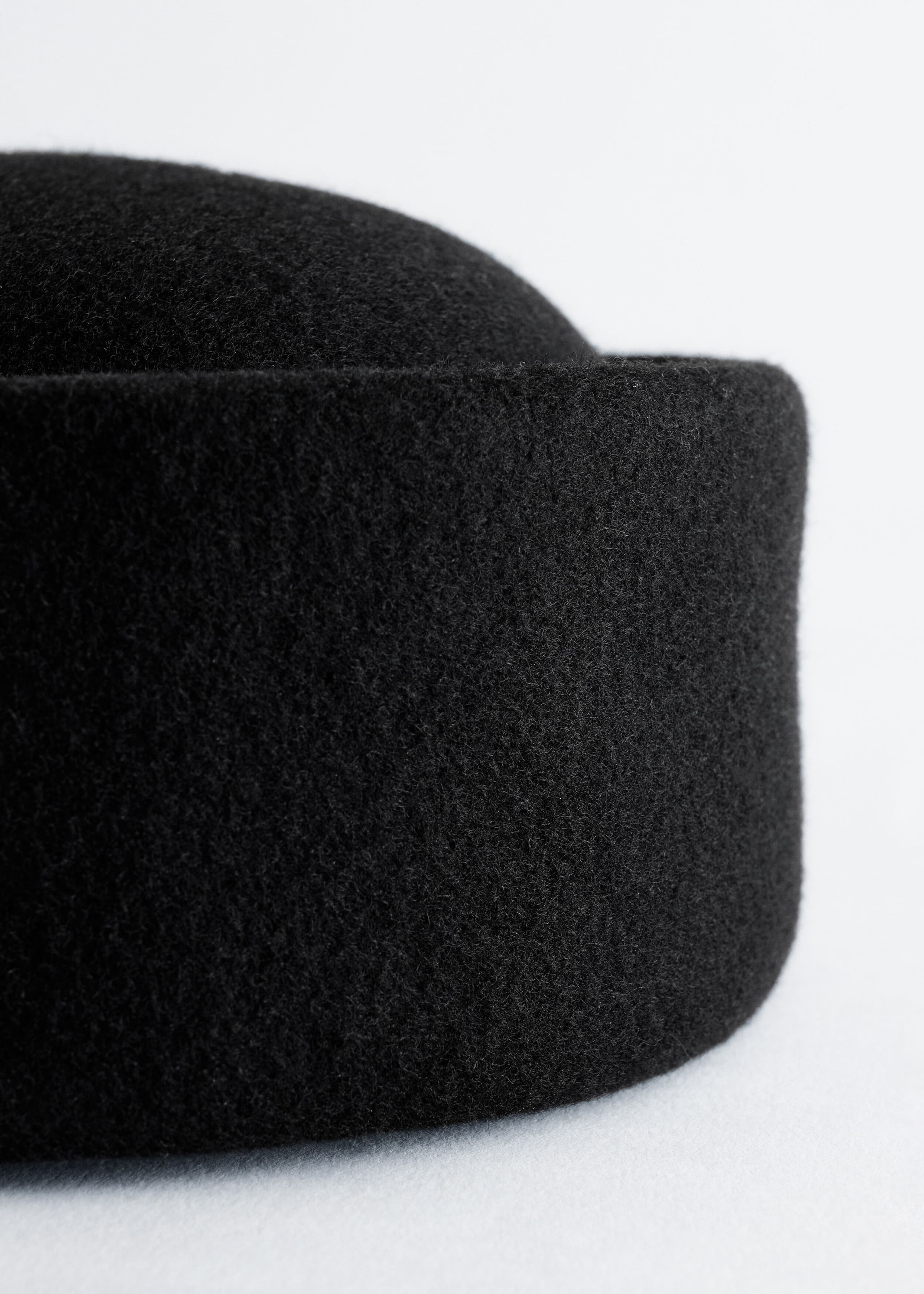 Wide Brim Felt Hat - {{variantName}} - Descriptive Detail
