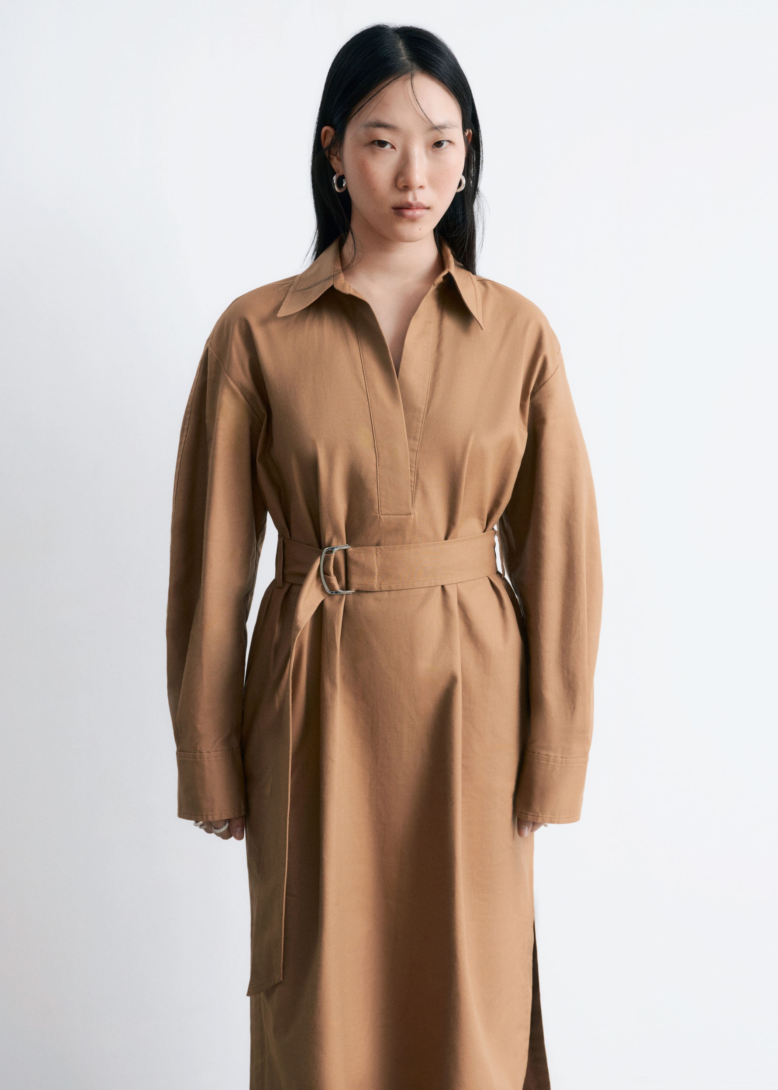 Image of Midiklänning med bälte