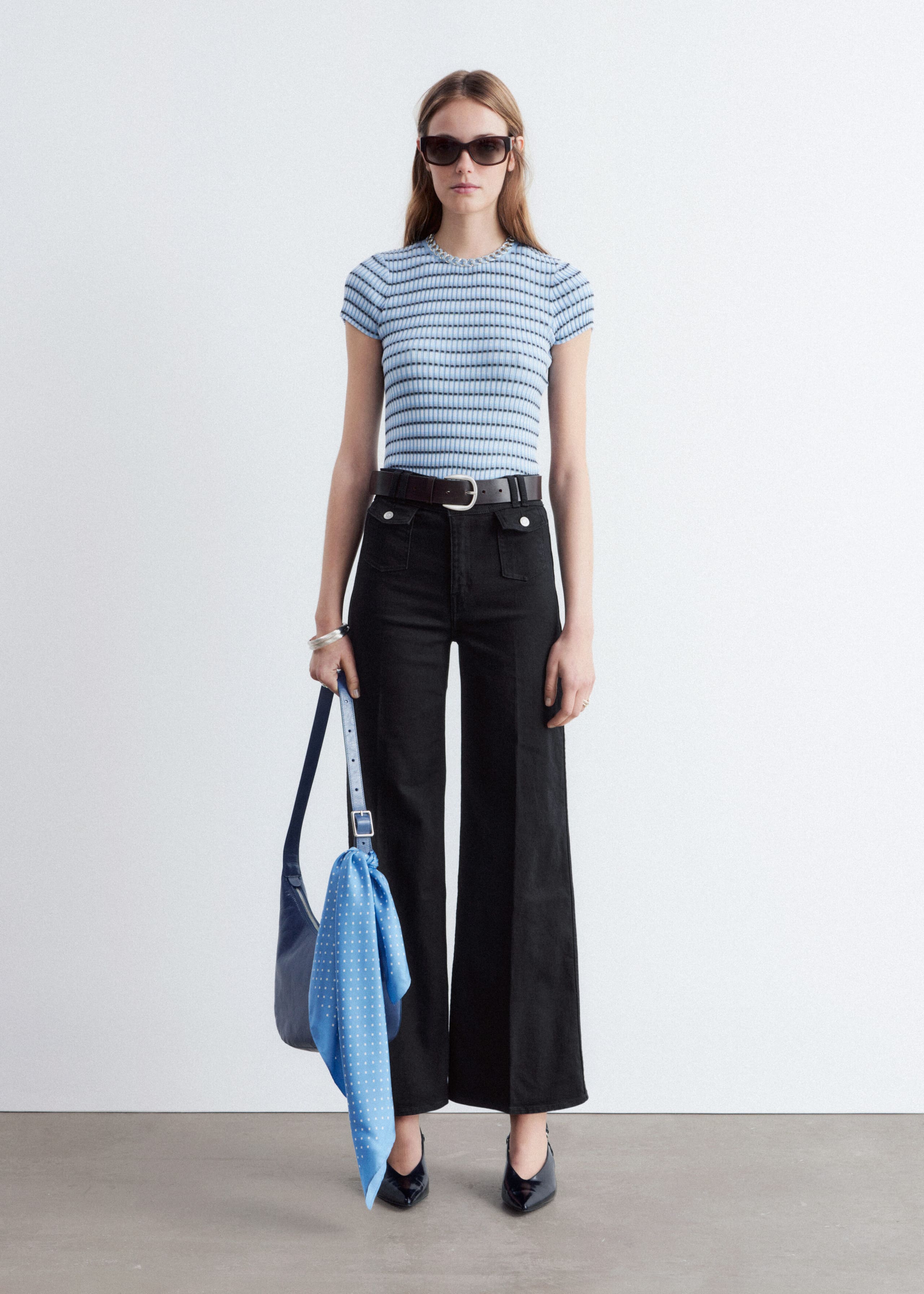 Image of Jean évasé à plis marqués