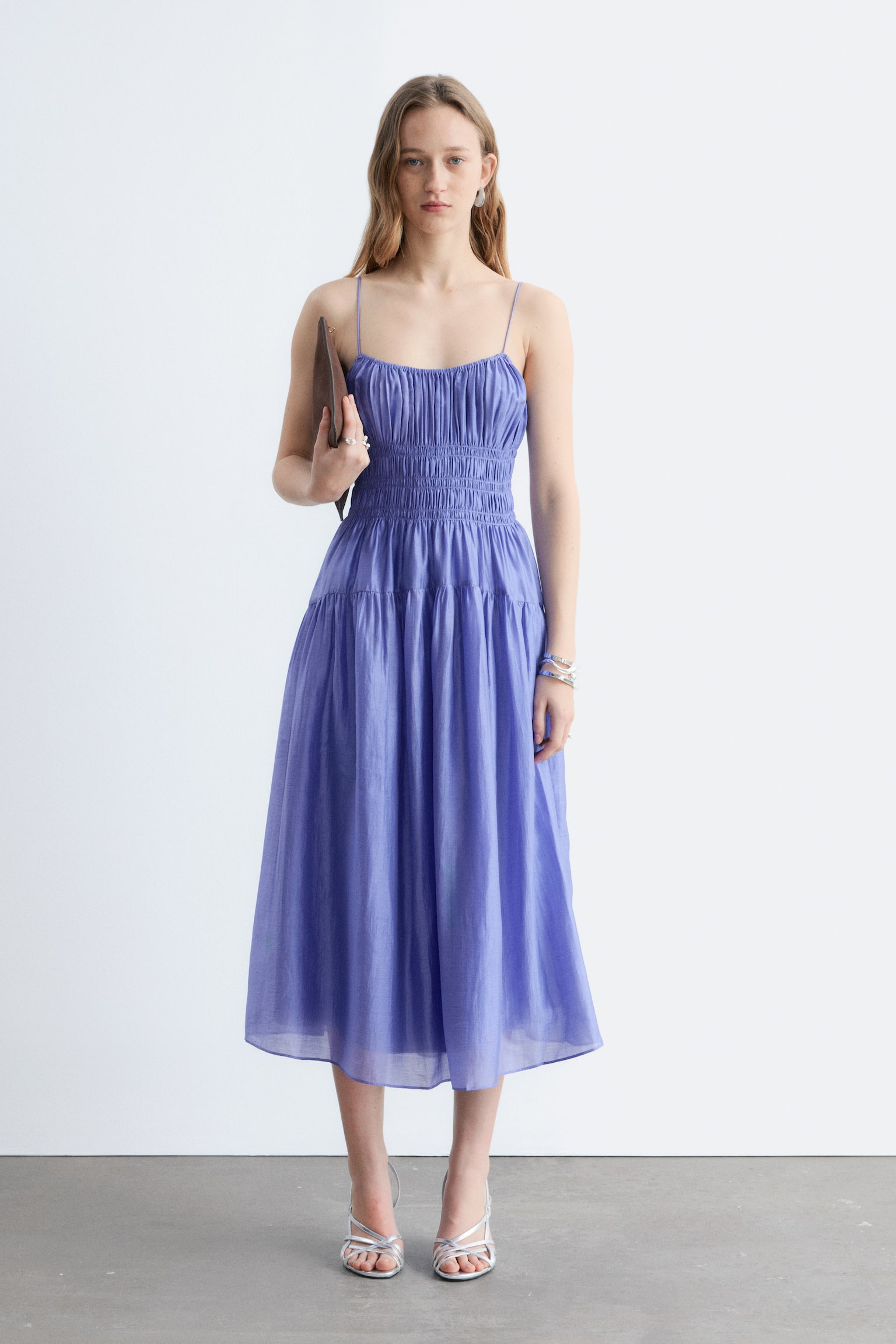 Abito midi con ruche - Blu - 4