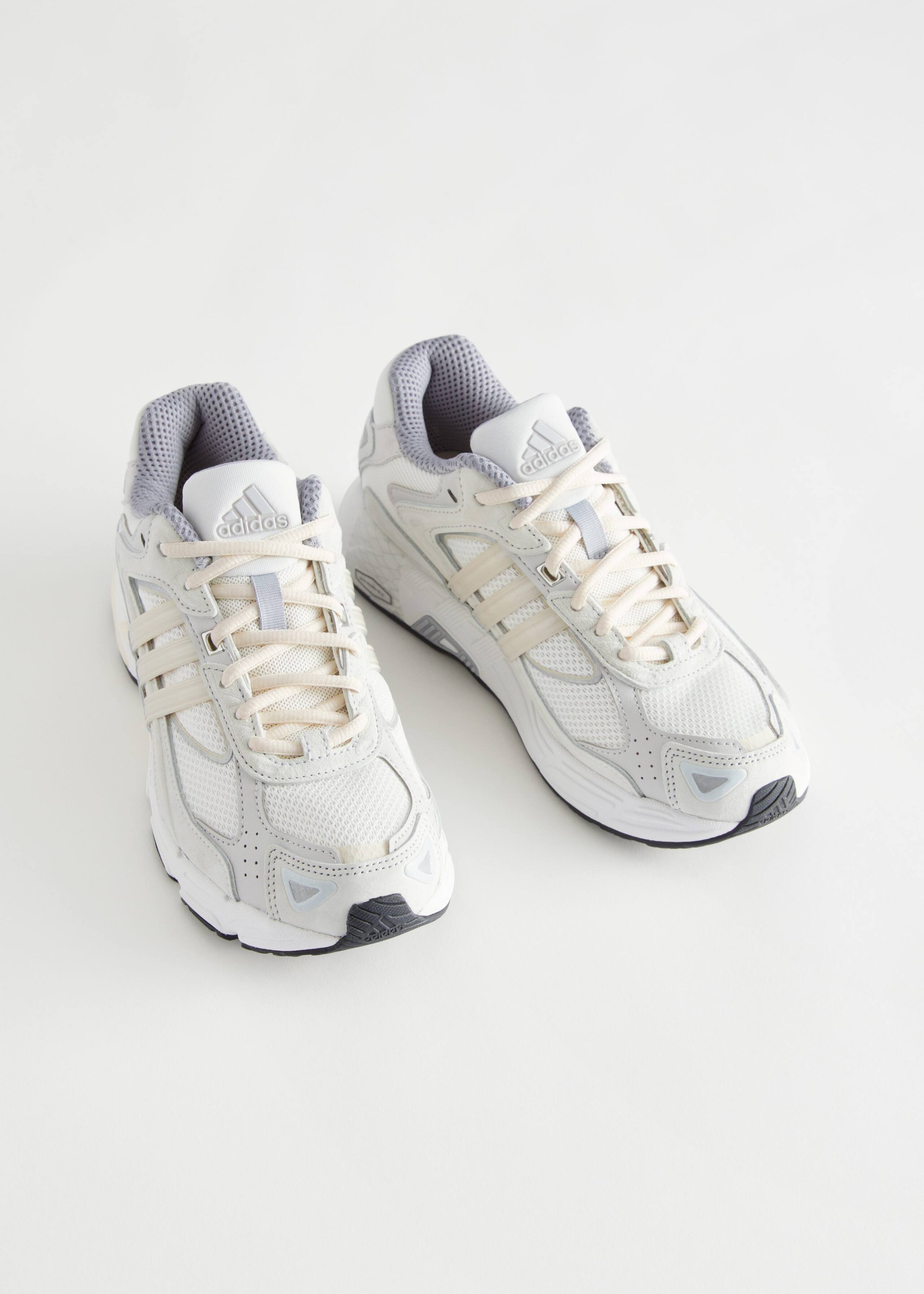 adidas Originals Response CL - Light beige - Still Life