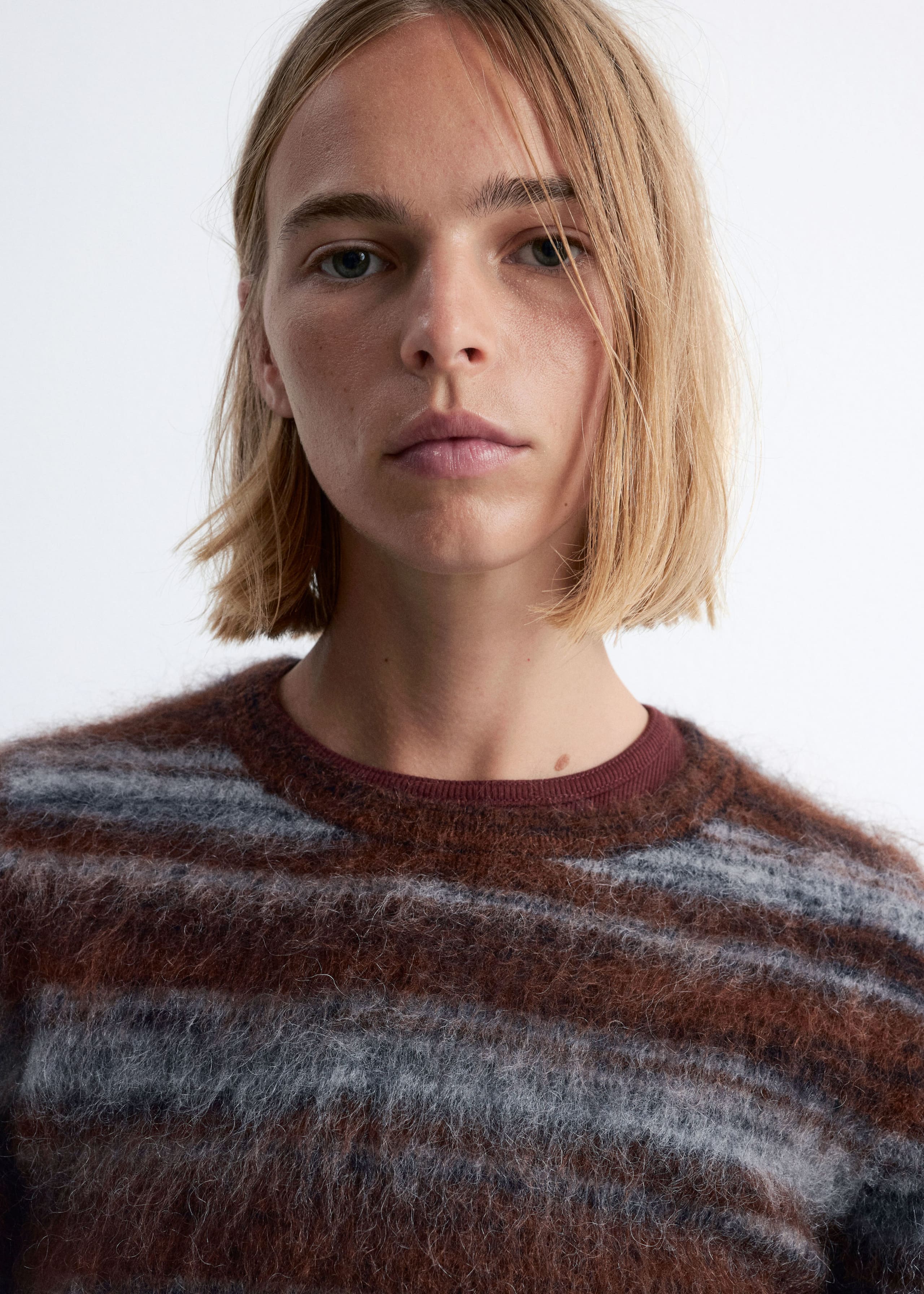 Image of Stickad t-shirt med borstad yta
