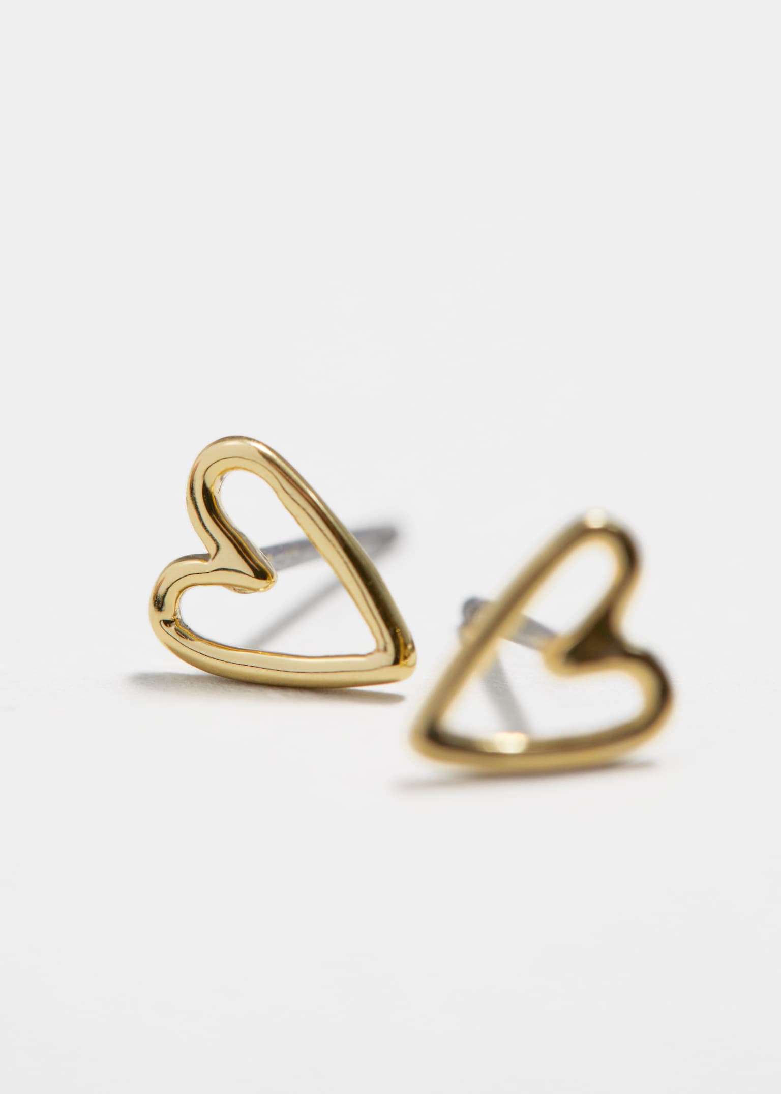 Heart Stud Earrings - Gold
