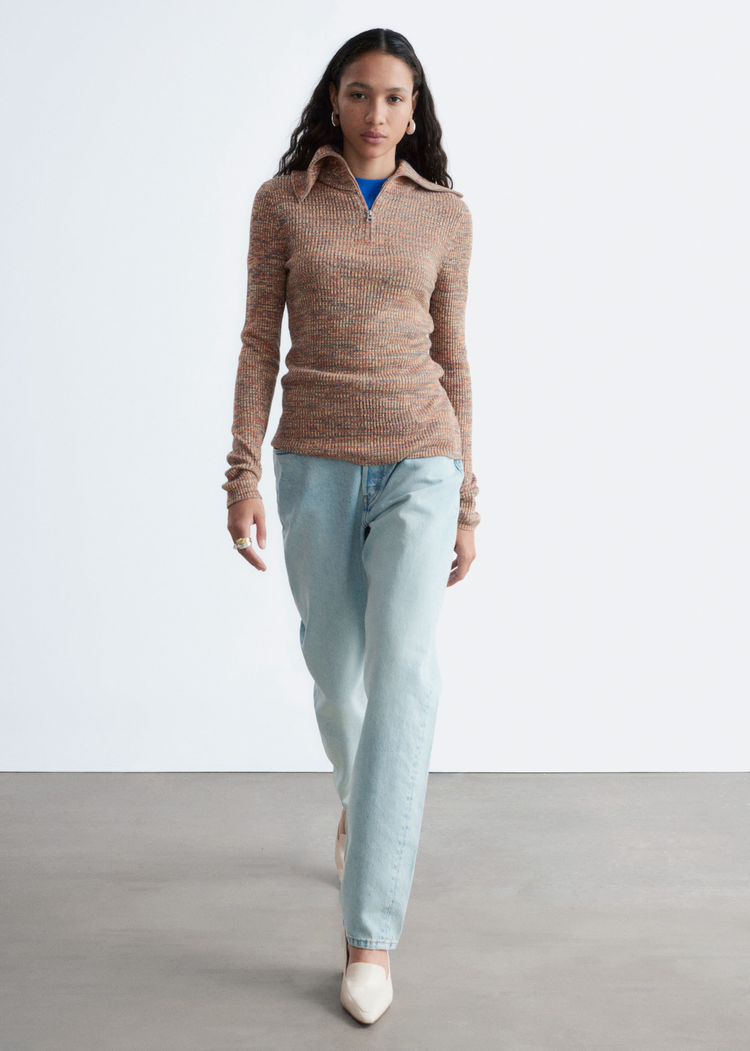 Image of Melangestickad topp med halv dragkedja