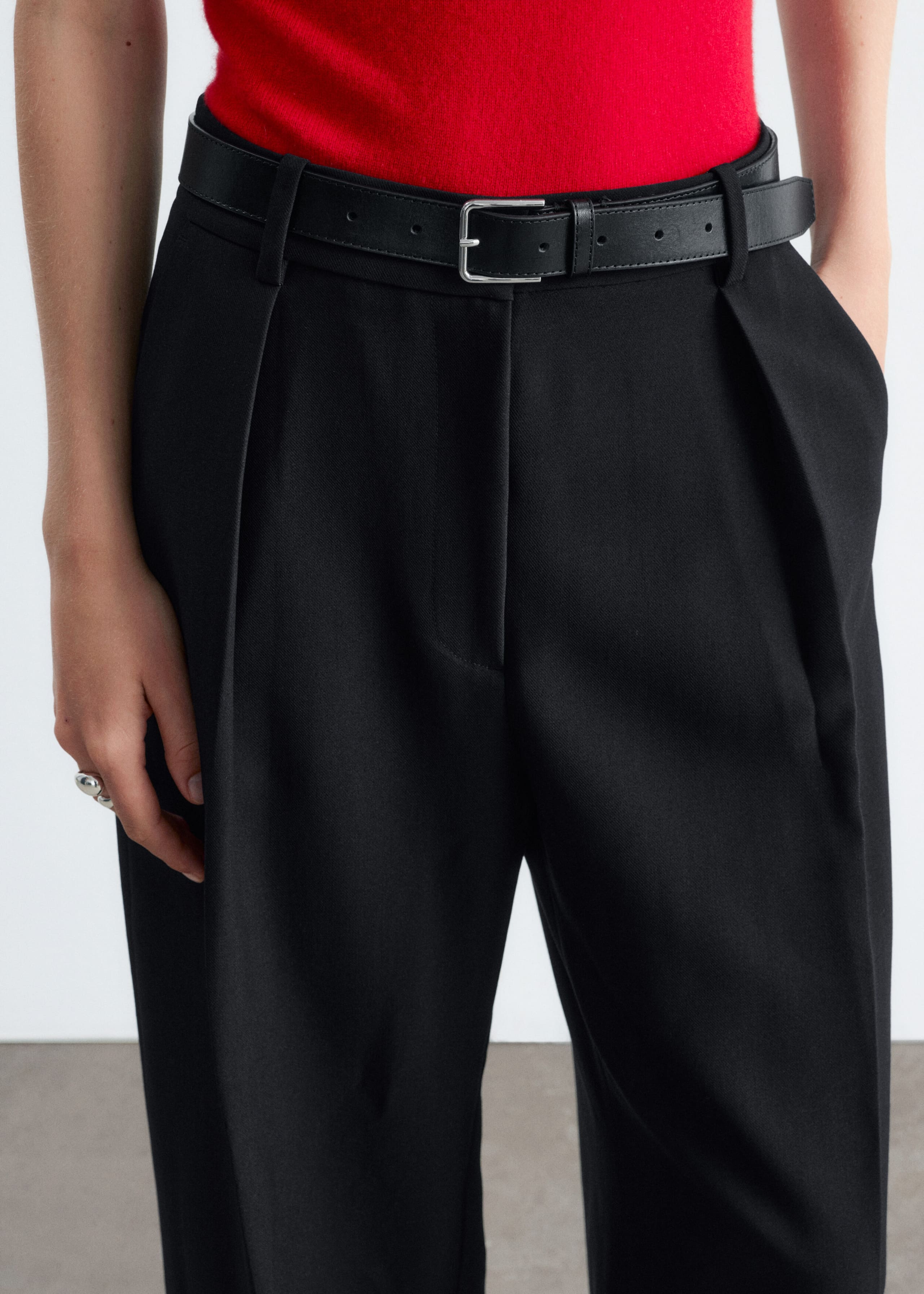 Pantalon court et plissé - Noir - Lookbook