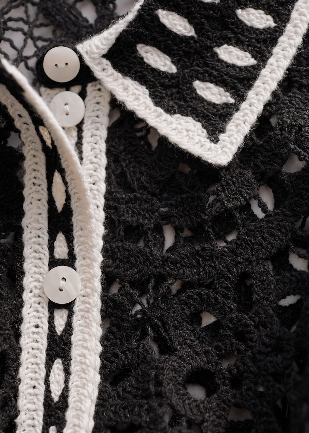 Crocheted Shirt - {{variantName}} - Descriptive Detail