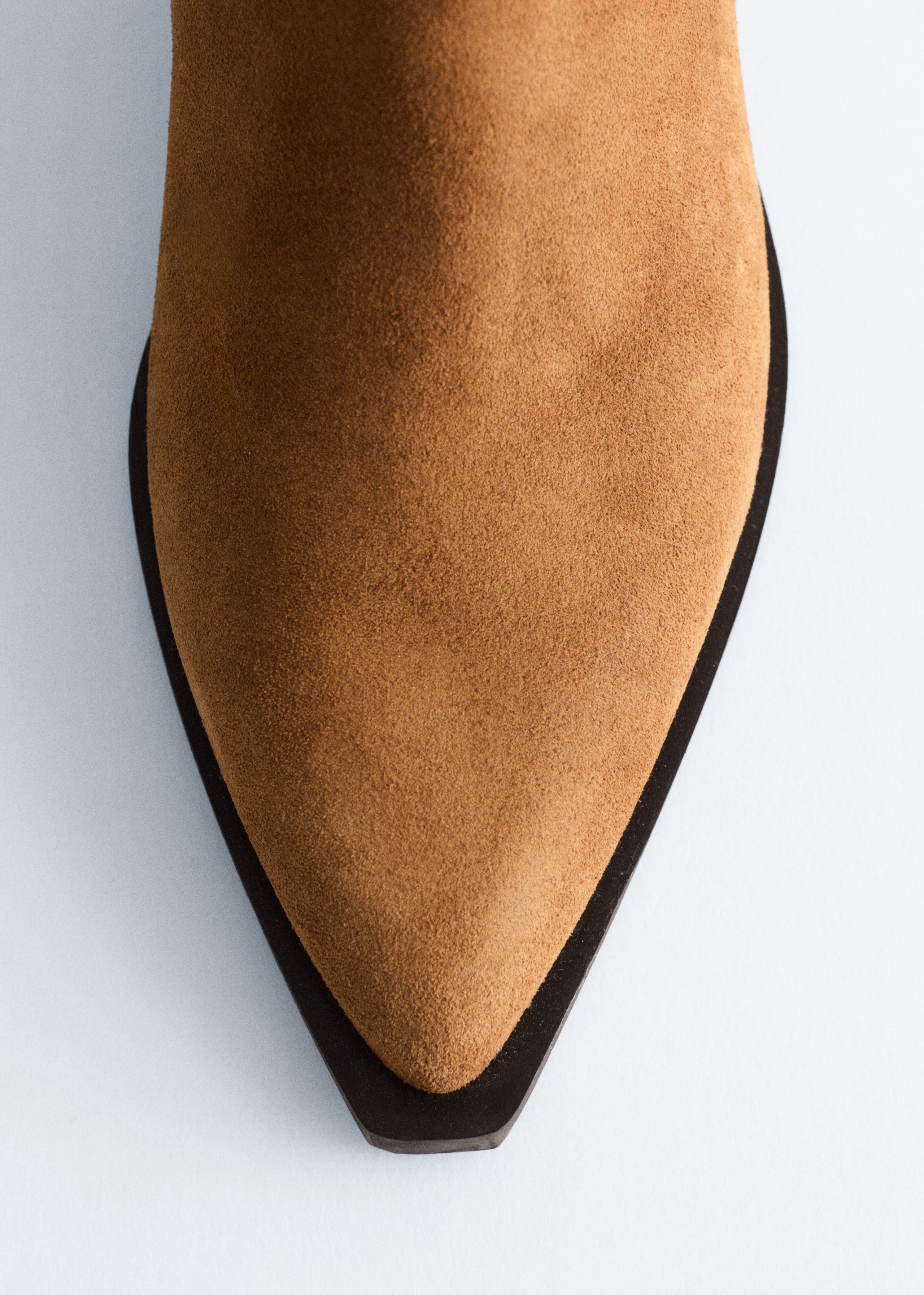 Image of Ankle Boots aus Leder mit spitzer Zehenpartie