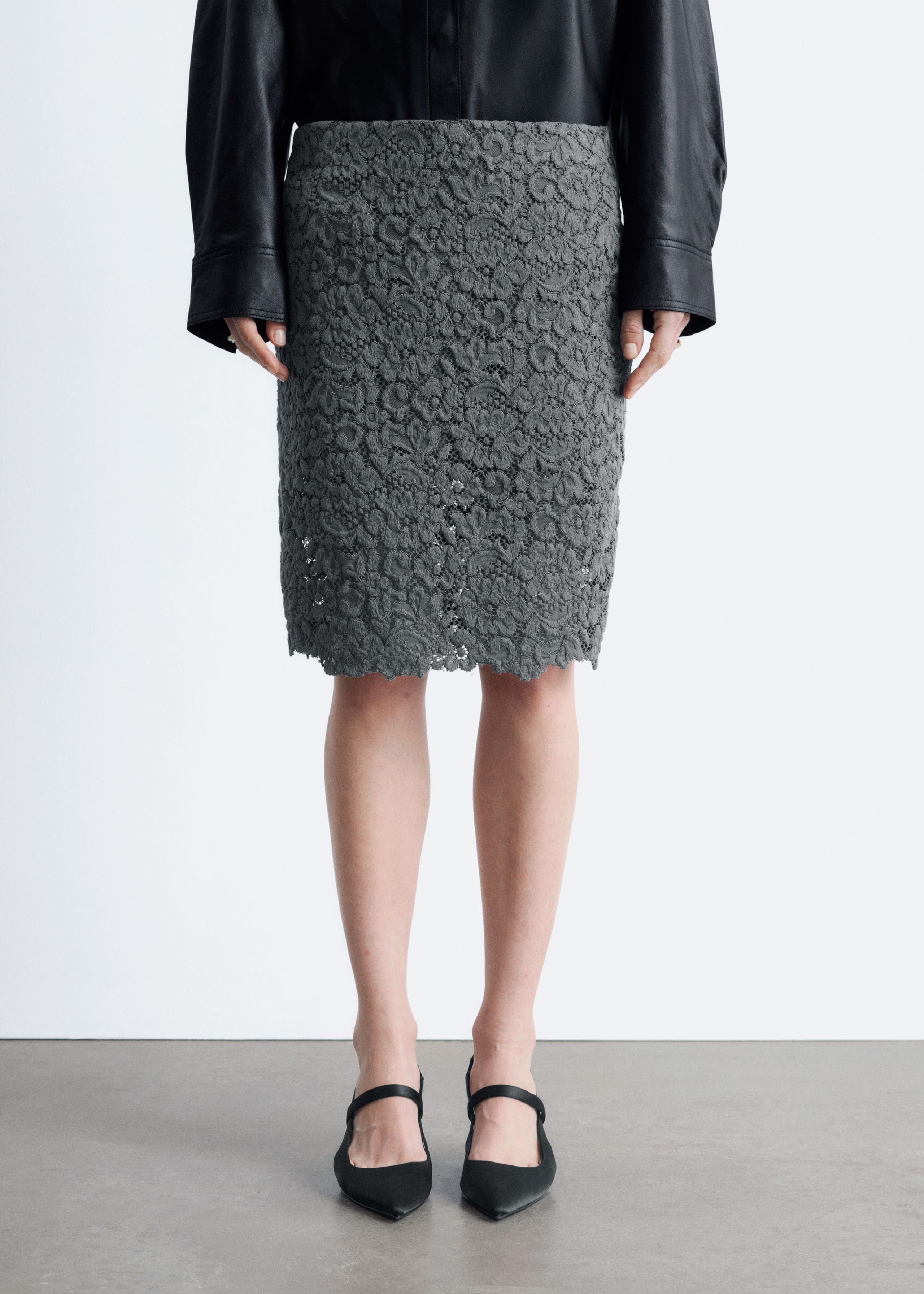 Image of Midi-Bleistiftrock mit Spitze