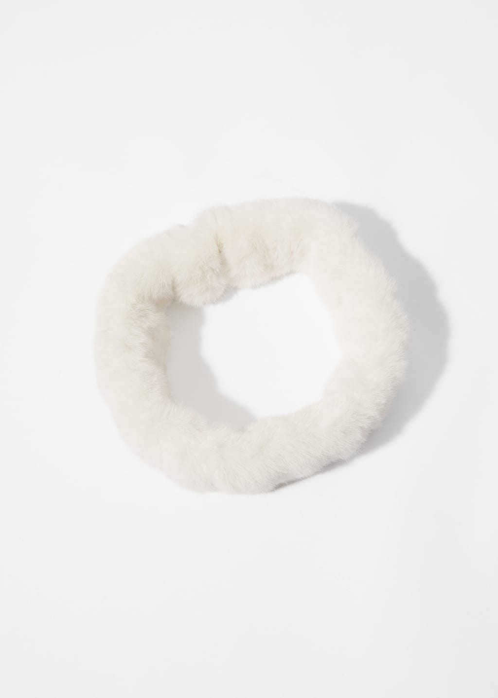 Faux Fur Headband - {{variantName}} - Descriptive Detail
