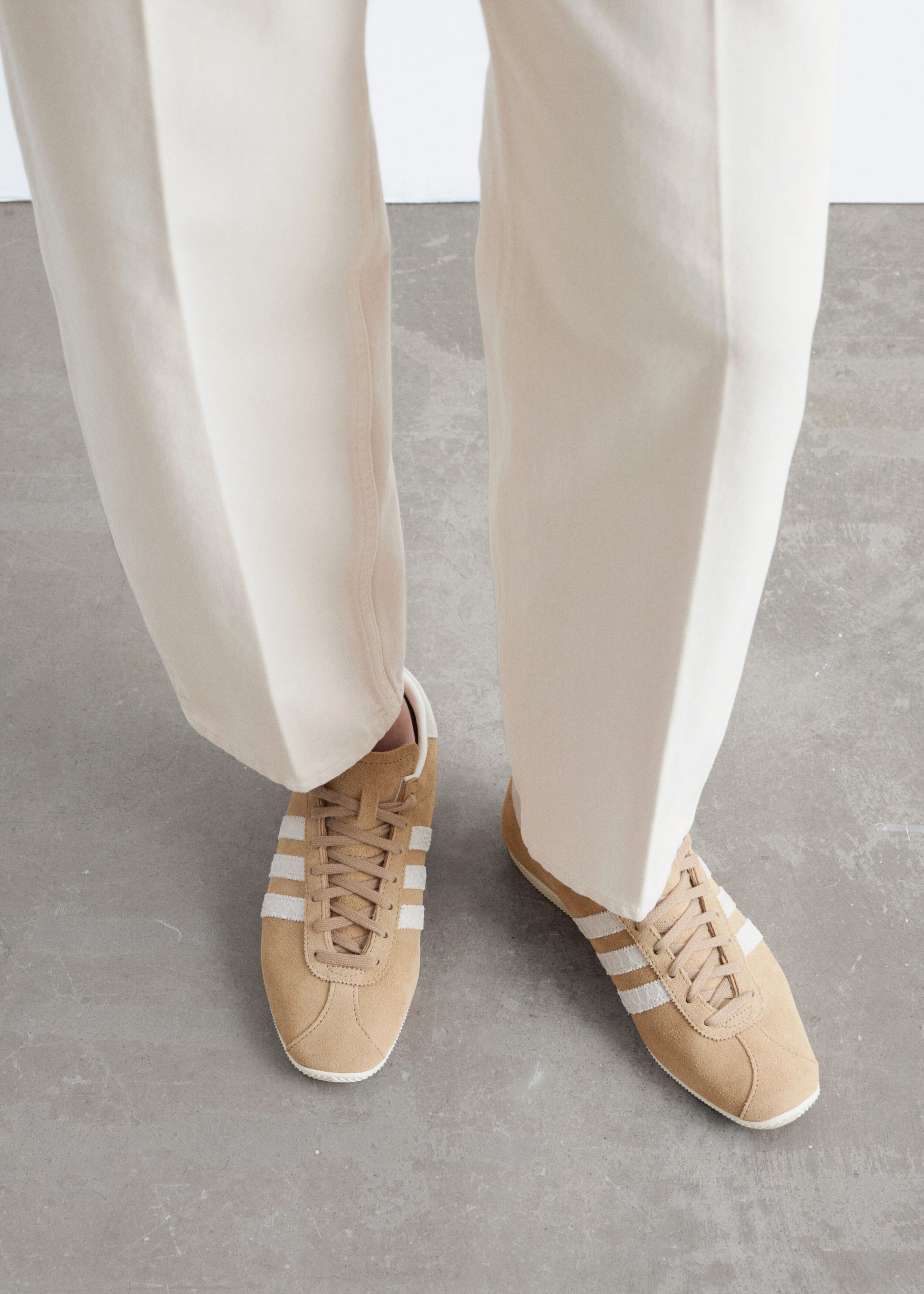 Adidas Originals Paris Sneakers – Beige – stilleben