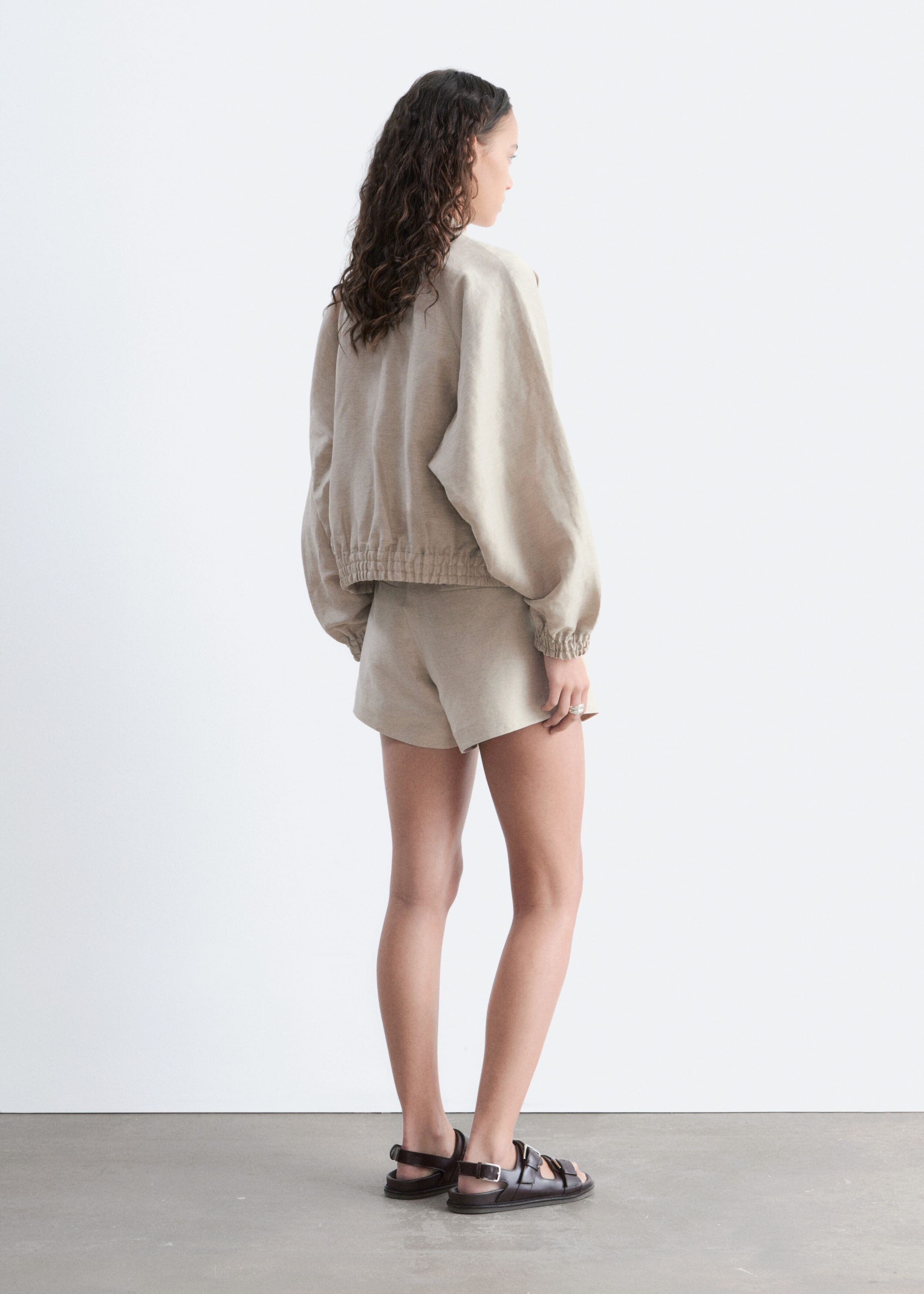 Pleated Linen-Blend Shorts - Beige - Lookbook