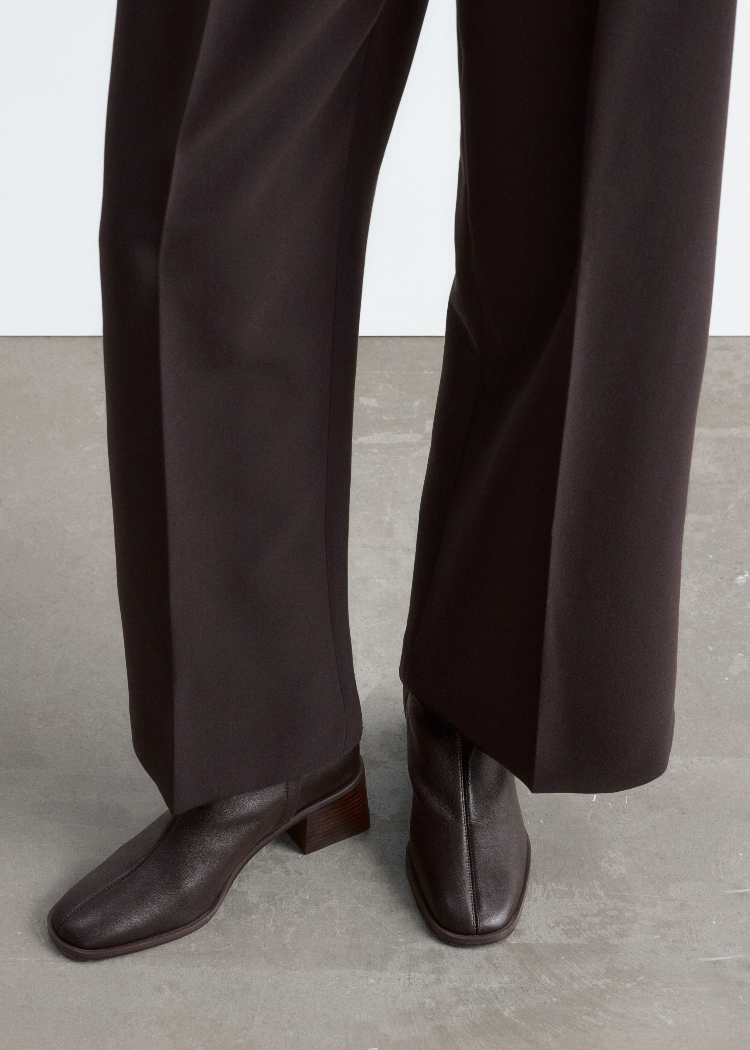 Stiefeletten aus Leder - Schwarz - Lookbook