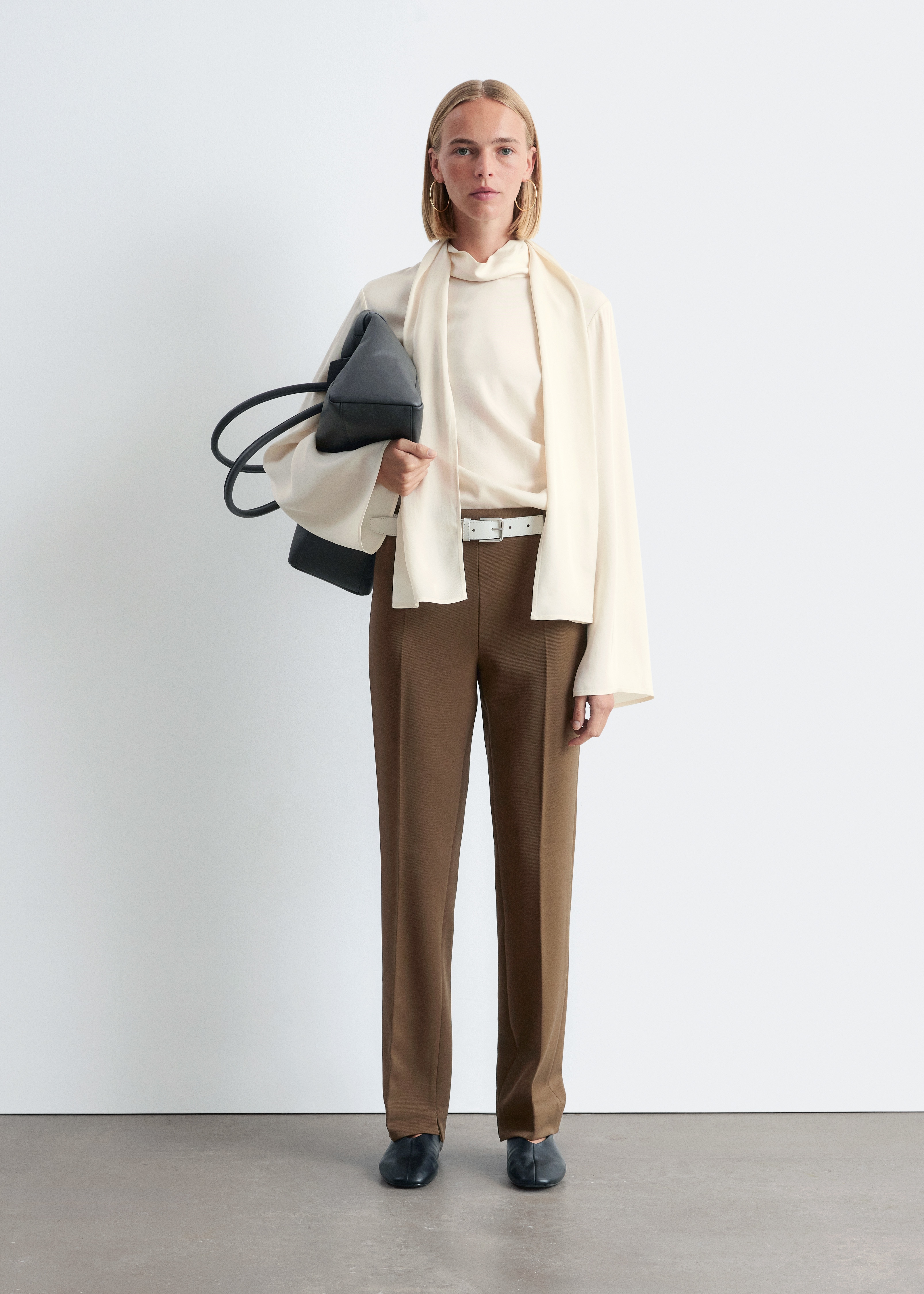 Παντελόνι με Πιέτες και Στενά Μπατζάκια - Χακί Καφέ/Μαύρο