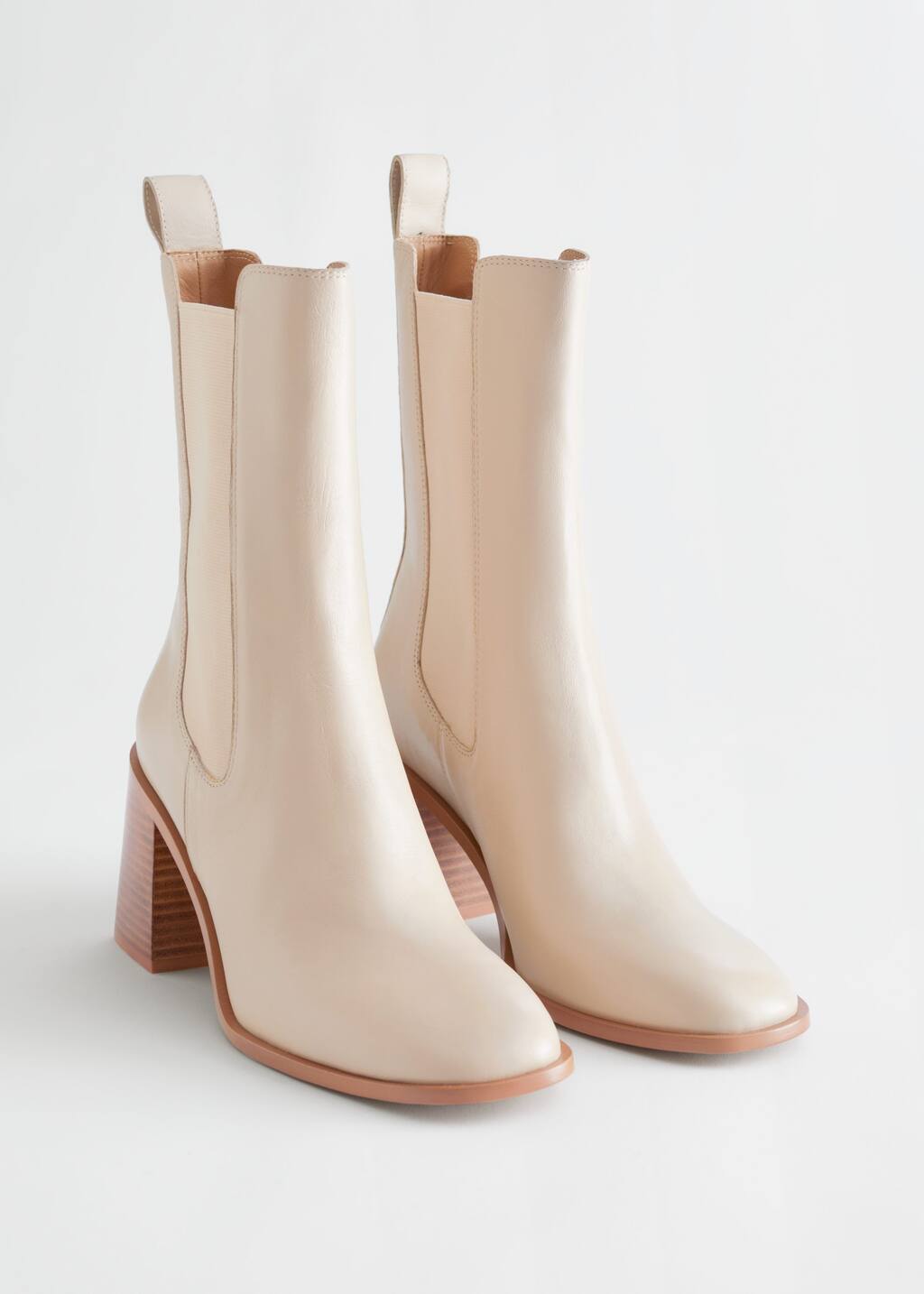 Botas Chelsea de piel con tacón
